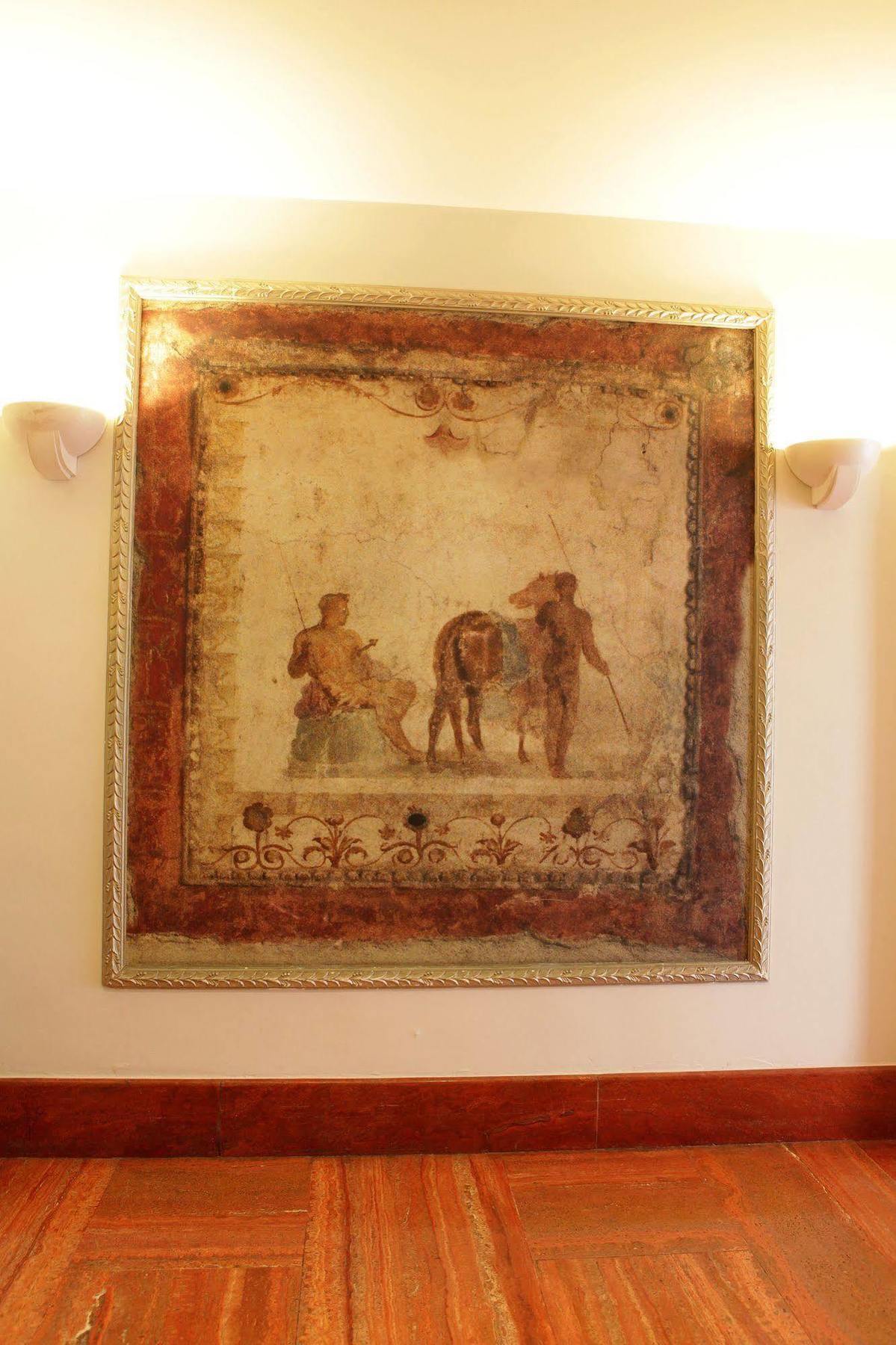 Exe Domus Aurea Hotel 3*