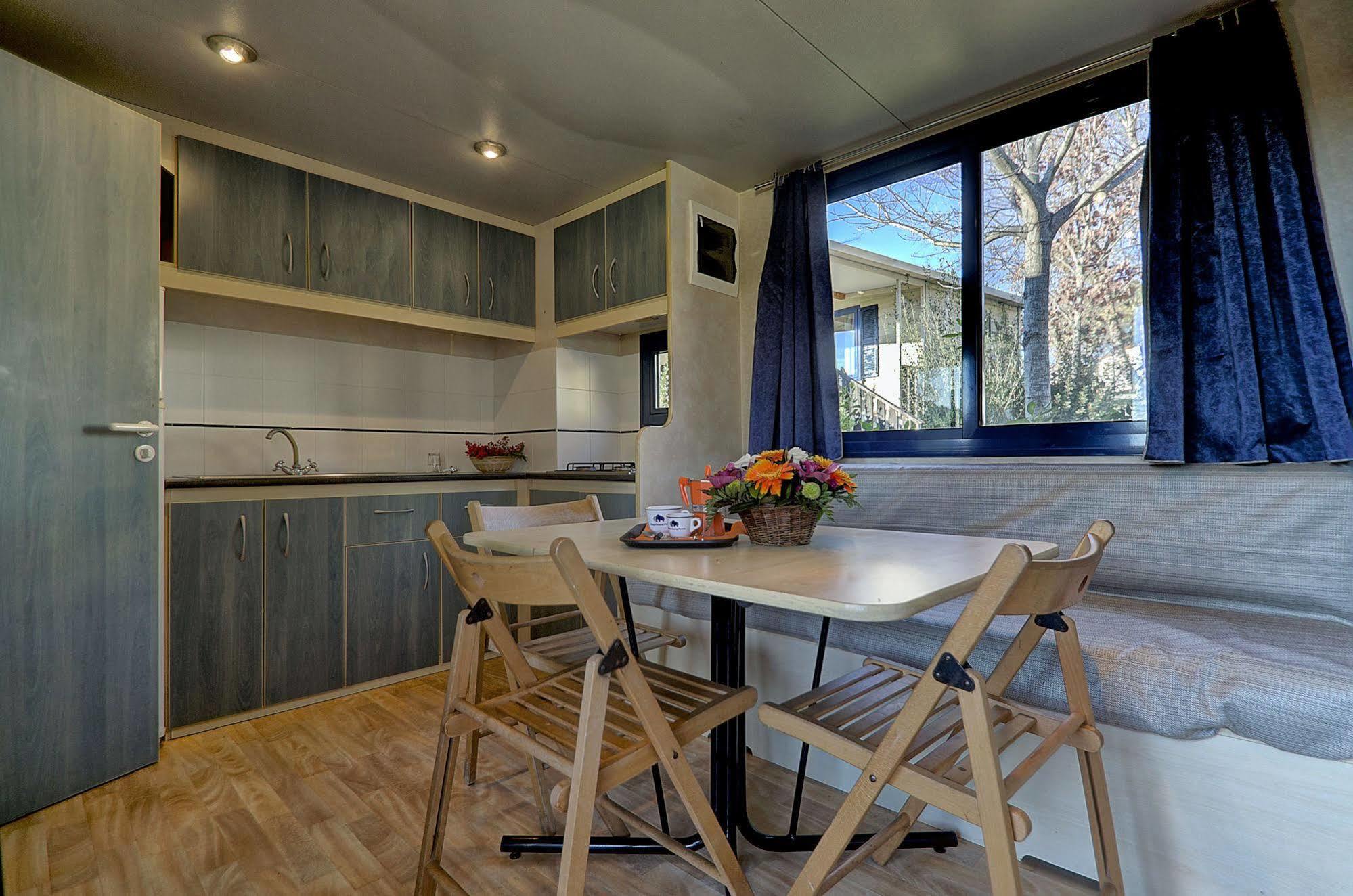 Campsite Flaminio Village Park 4*