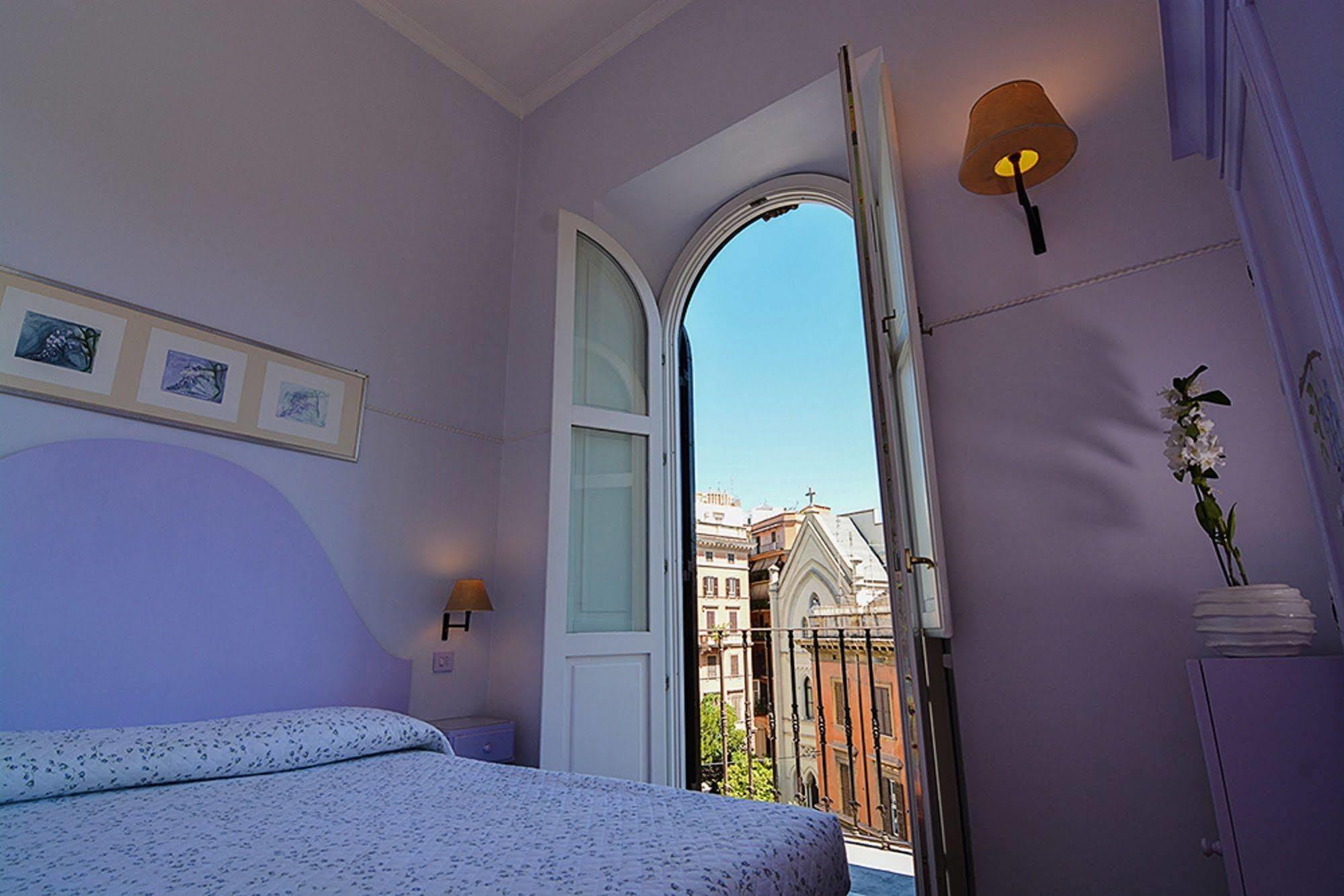 Lilium Boutique Rome