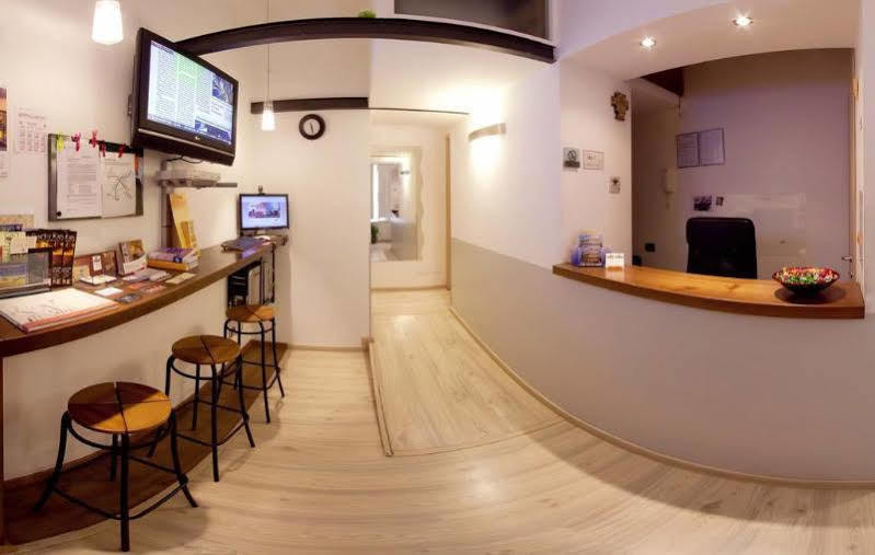 111 Coladirienzo - By Ad Guest house