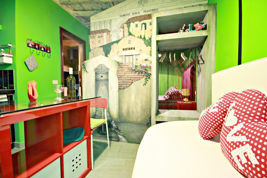 Old Trevi Apartment *