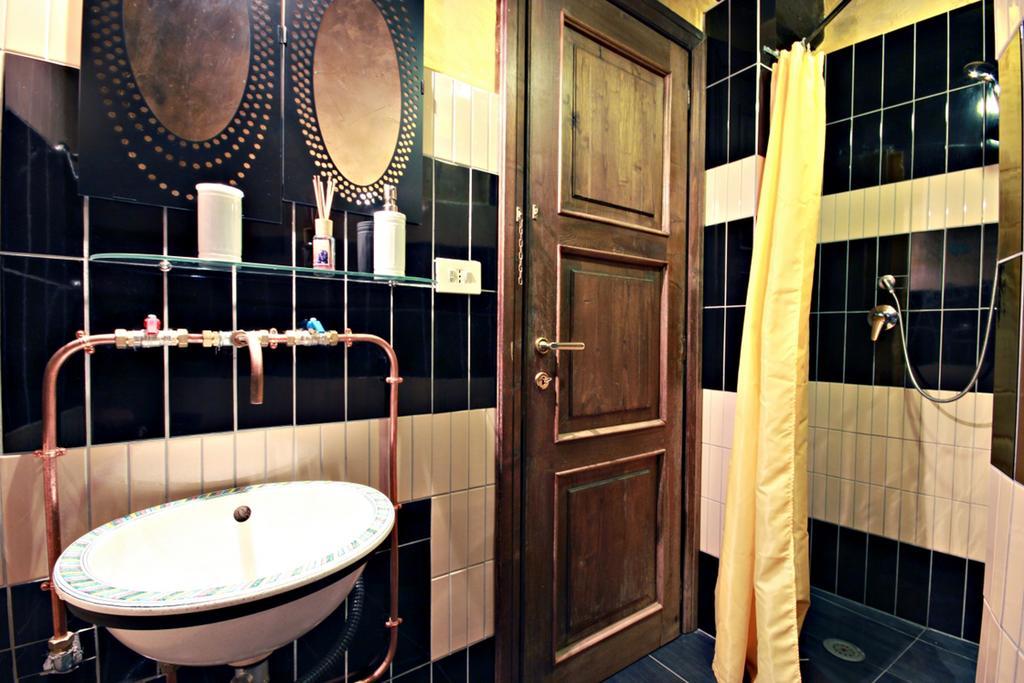 Old Trevi Apartment Rome
