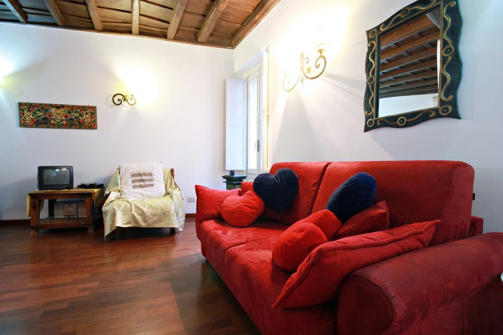 Apartment Old Trevi Rome