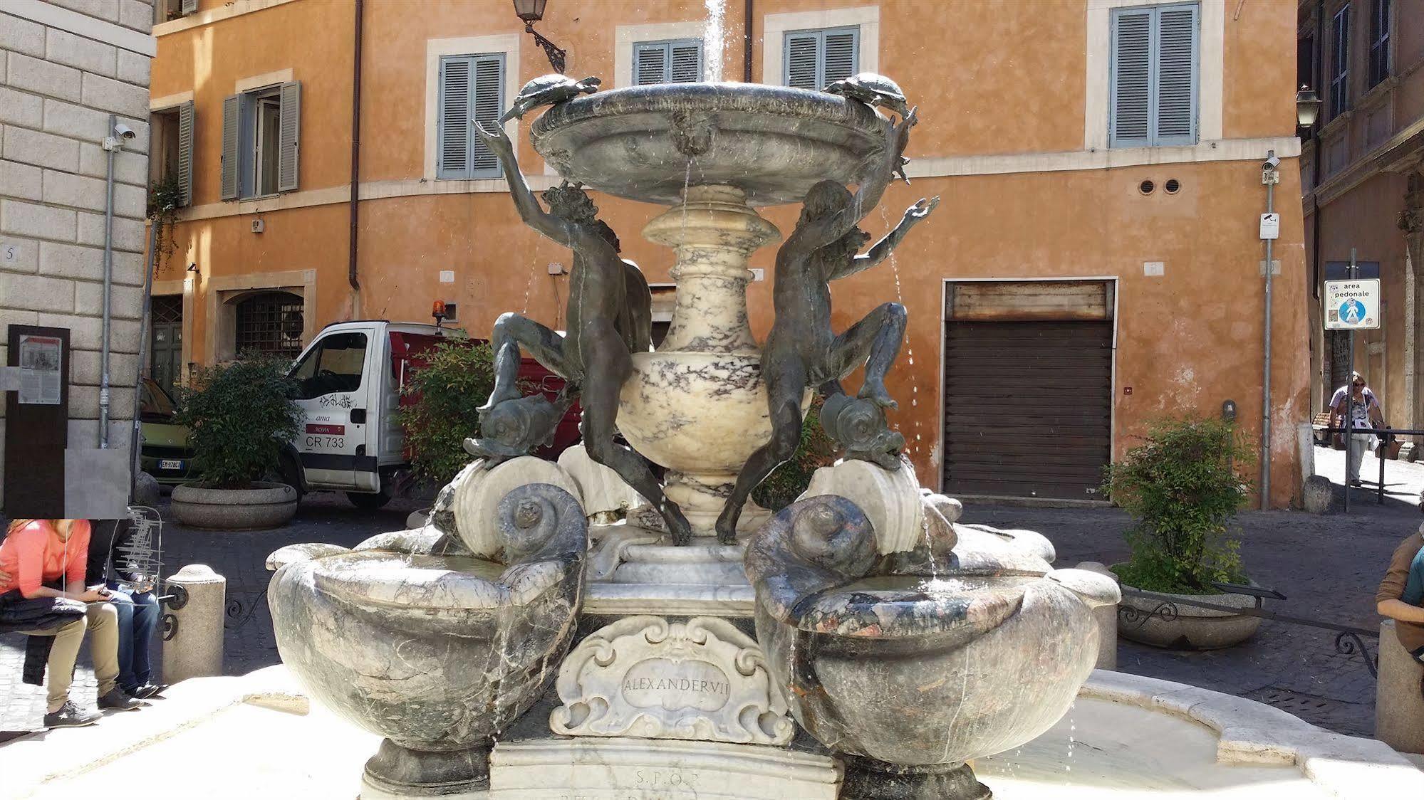 Bed & Breakfast Residenza Sciarra 3*