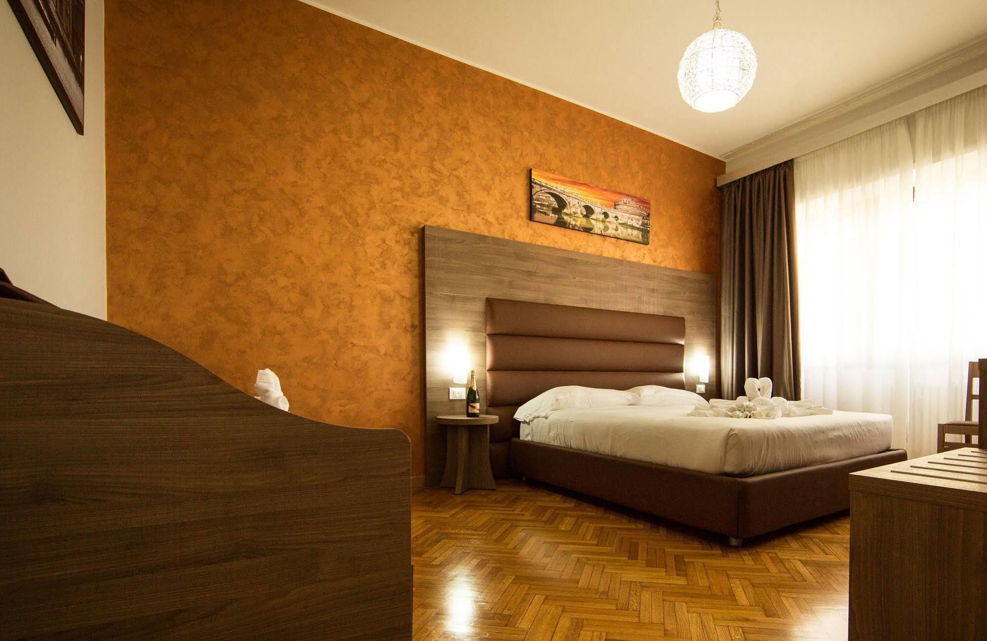 Bed & Breakfast Heart Of 2*