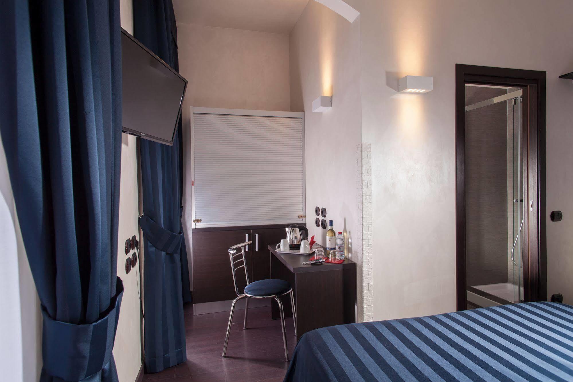Residenza Doro- 24x7 Check-in 2*