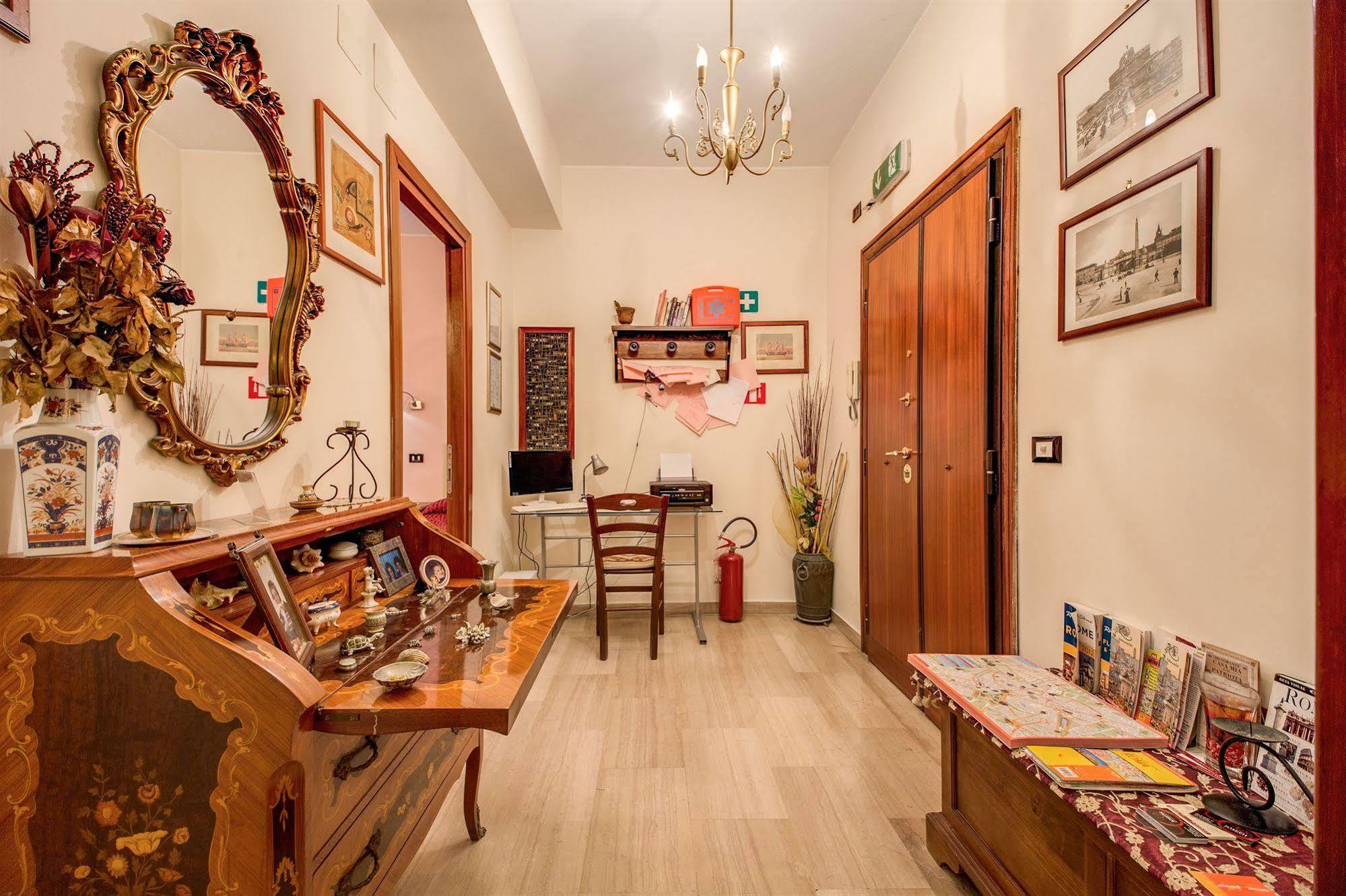 Bed & Breakfast Domus Cornelia 2*