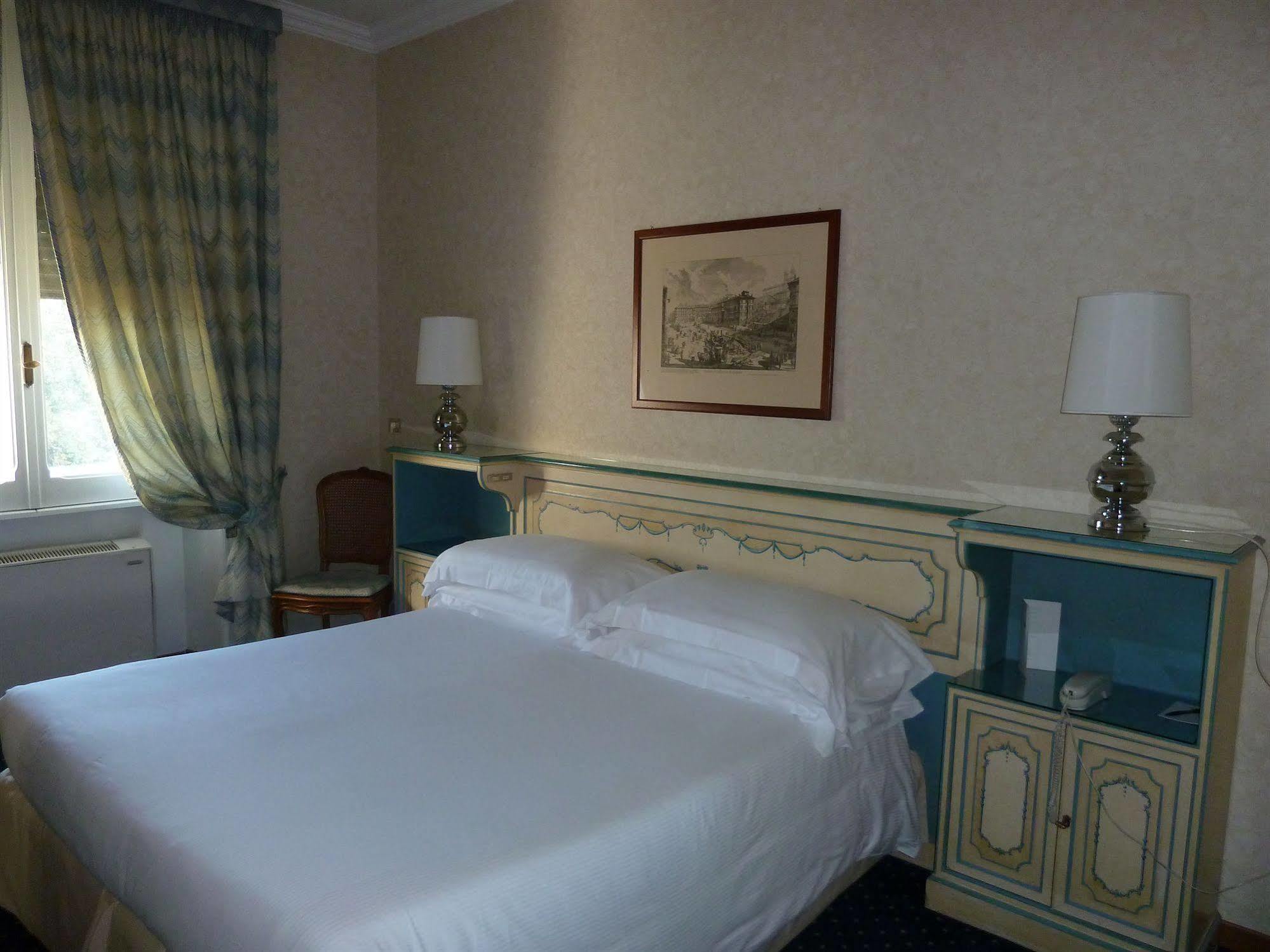 Hotel Aldrovandi 4*