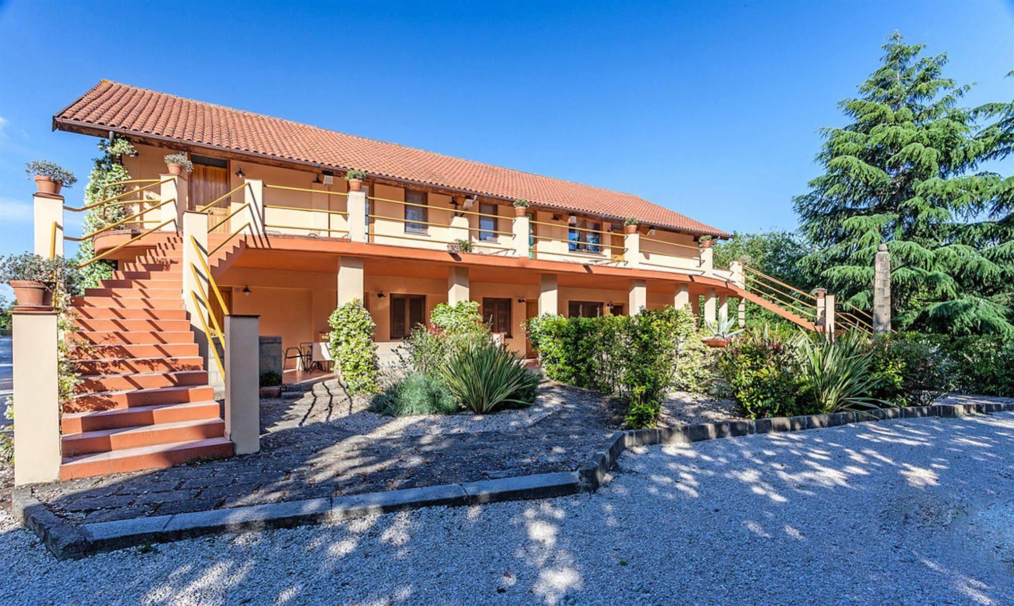 Cavendo Tutus Country house *