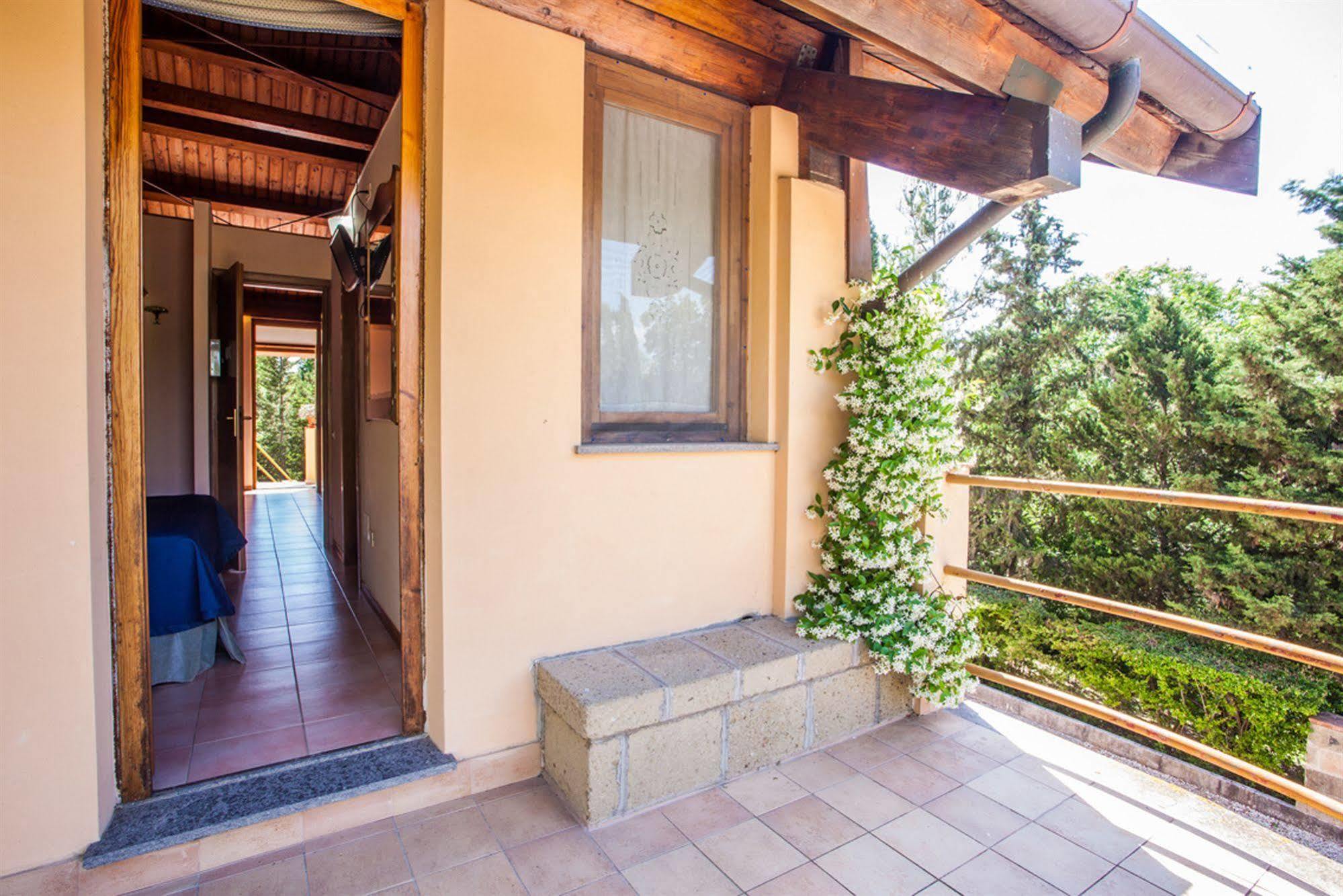 Cavendo Tutus Country house