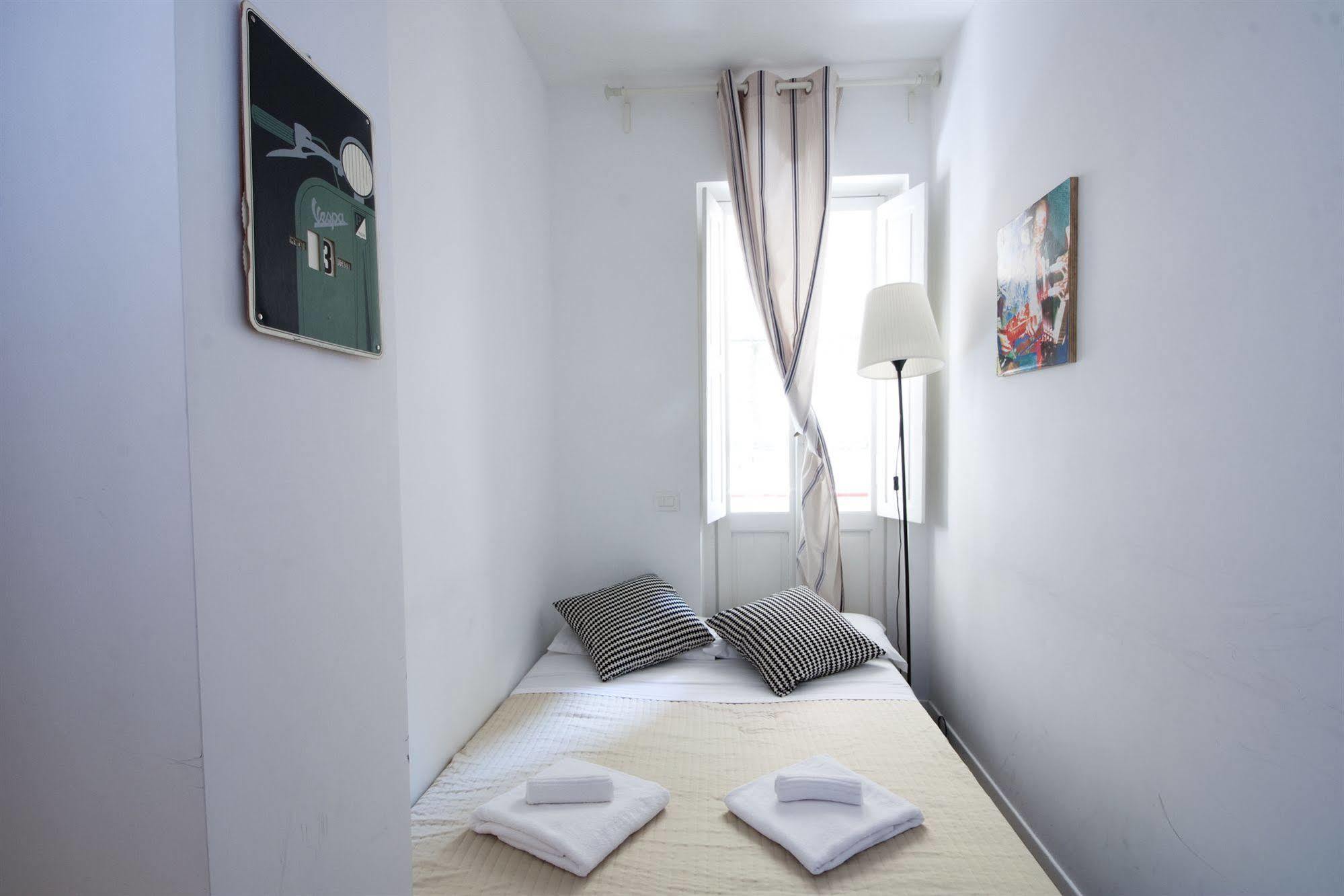 Colosseum Garden Guest house 2*