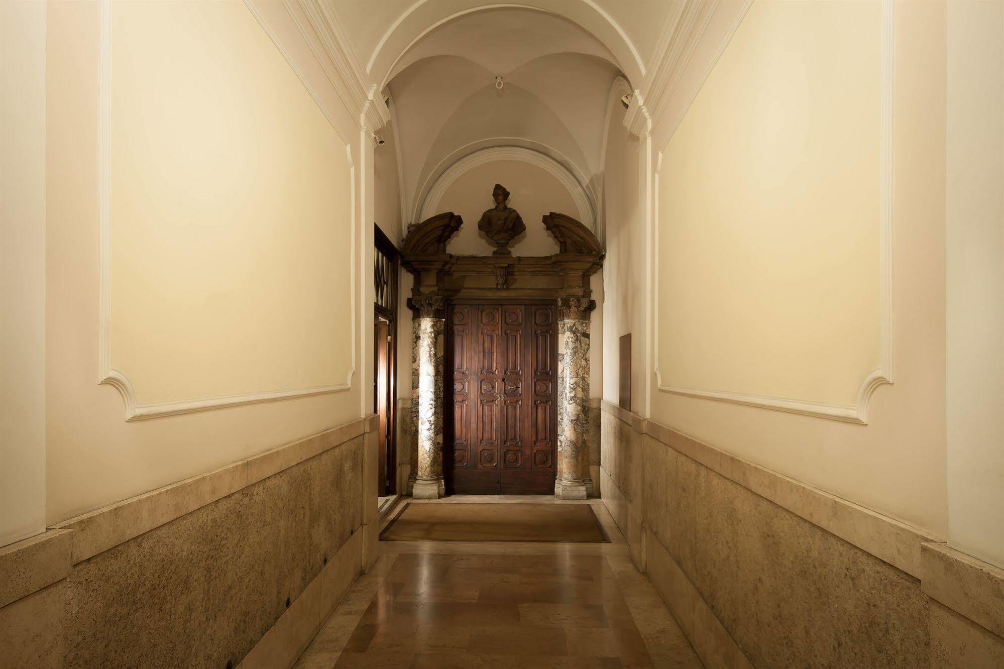 Piazza Di Spagna Guest house 2*