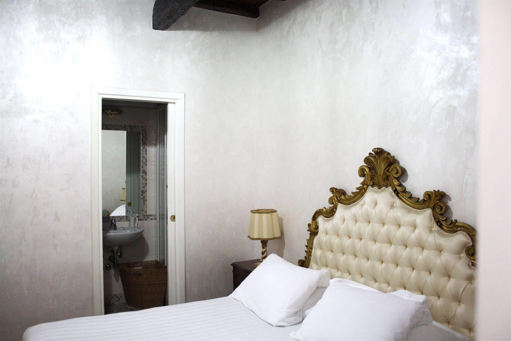 Piazza Di Spagna Guest house