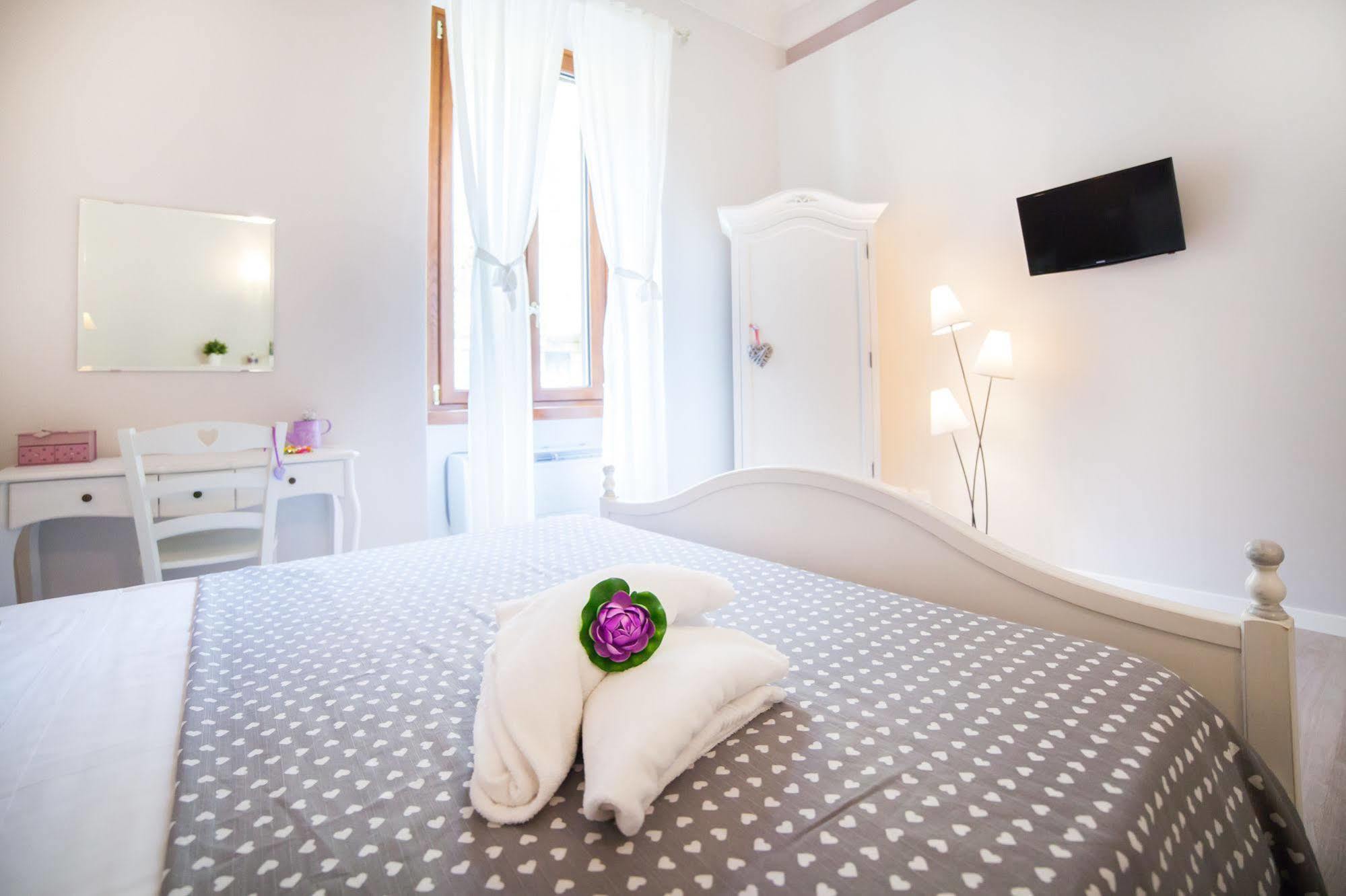 Vatican's Keys Bed & Breakfast Rome