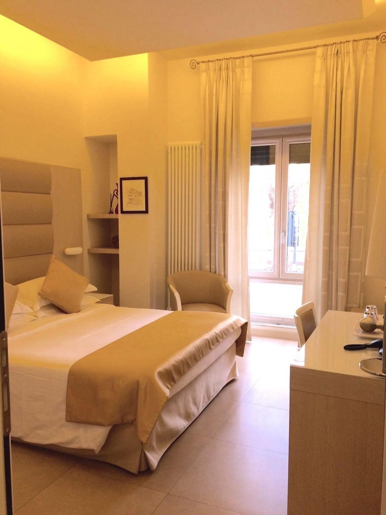 Guest house Augustana House 2*