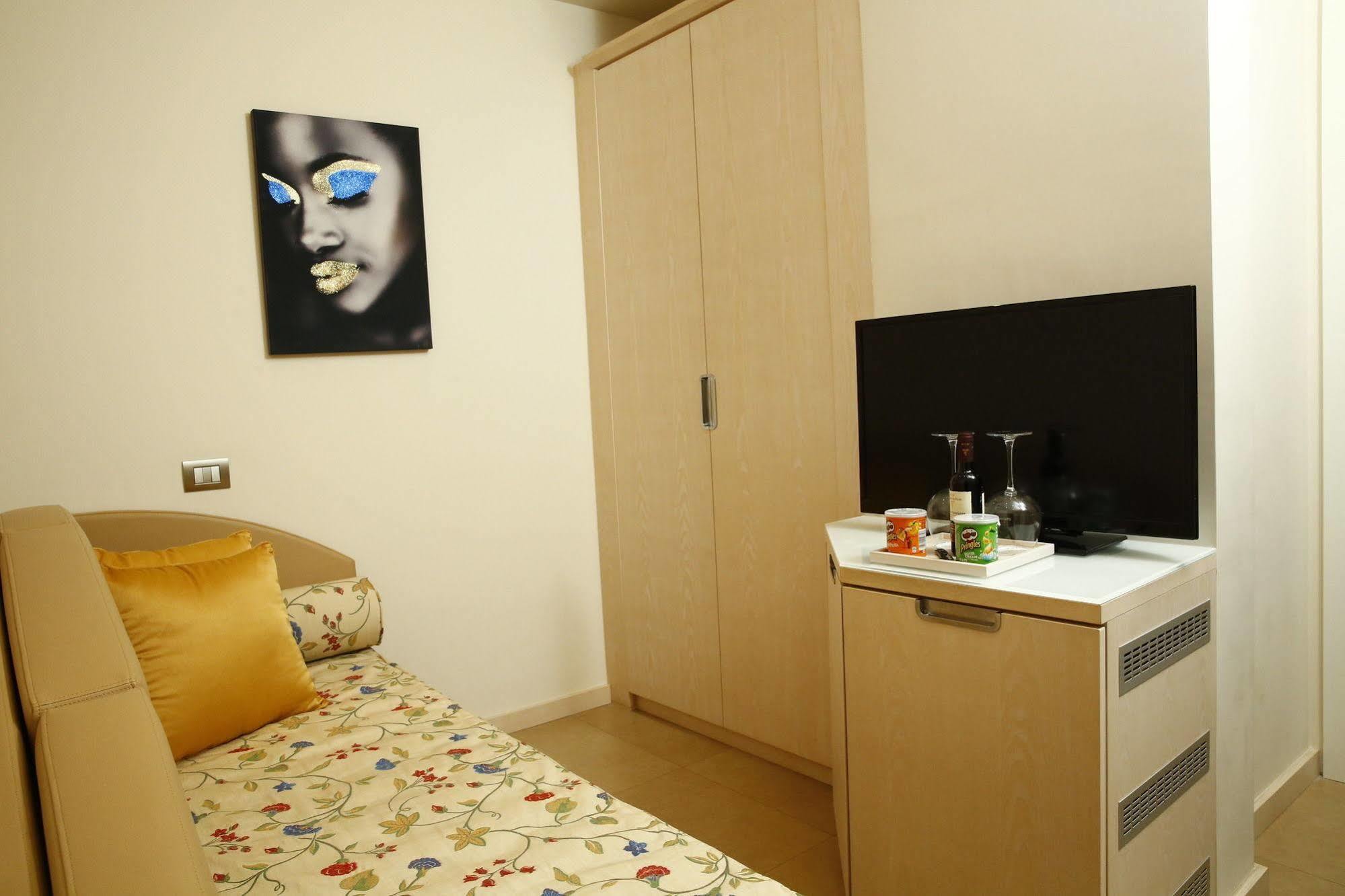 Augustana House 2* Rome