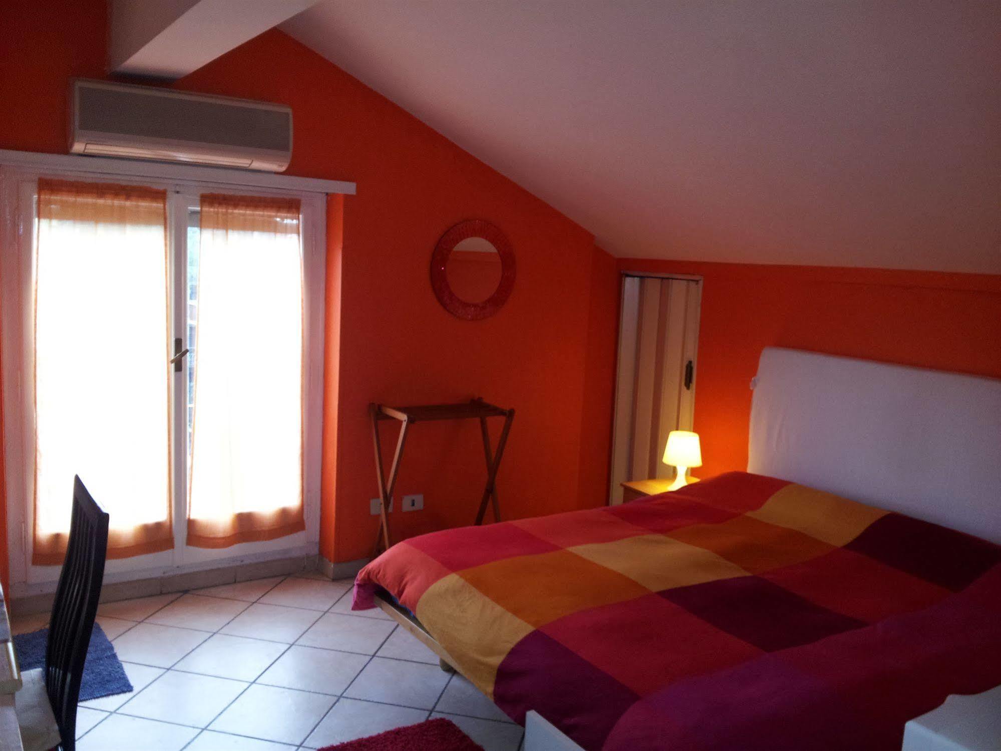 La Voliera Bed & Breakfast Rome
