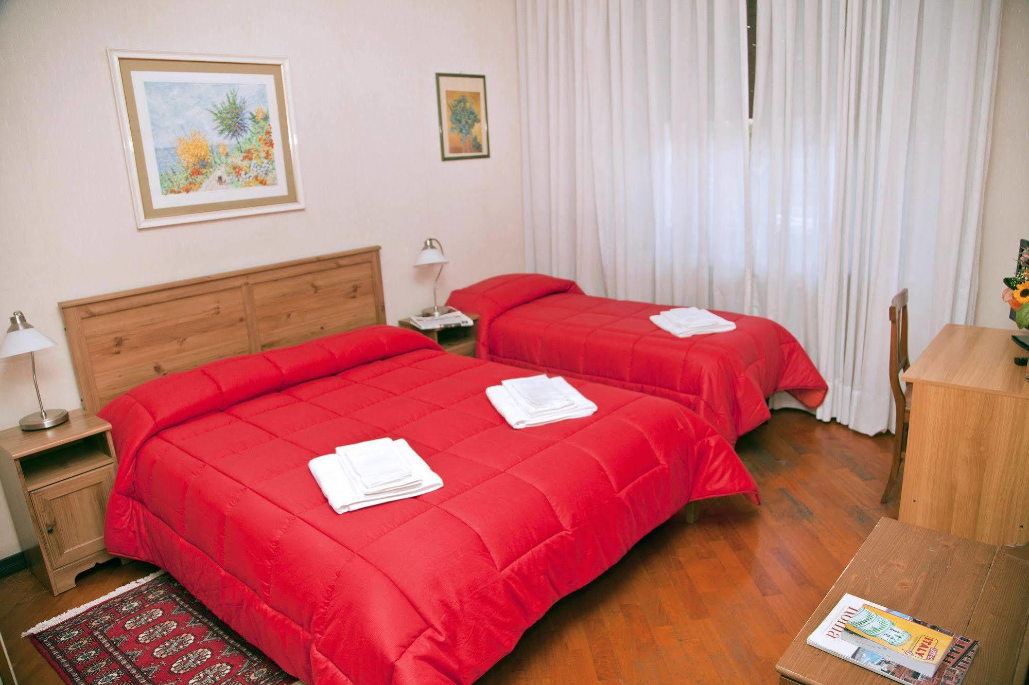 Kosher The In Bed & Breakfast 3*