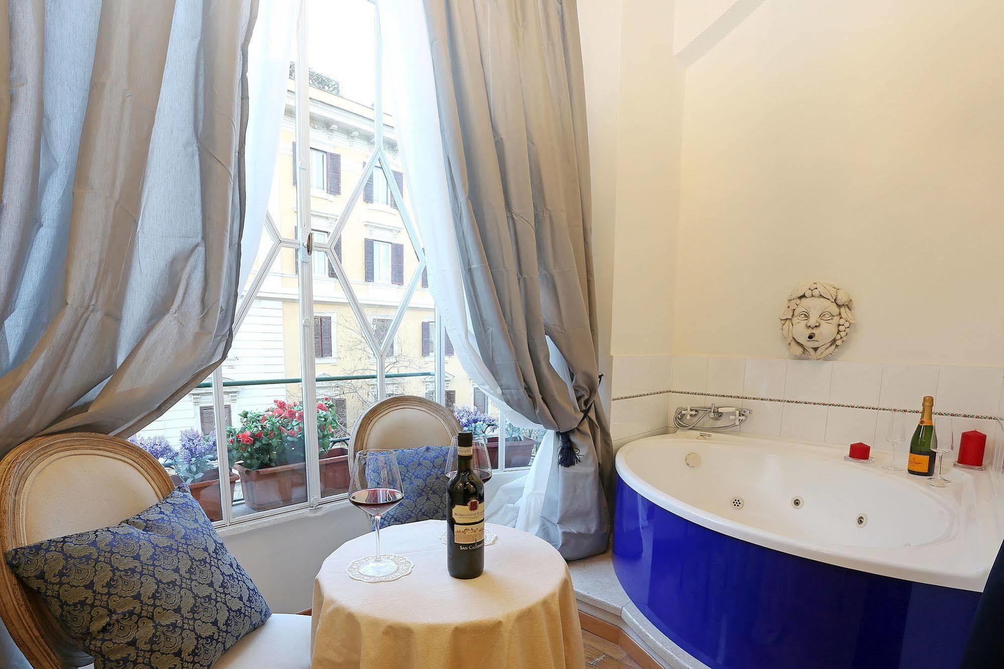 1&1 Liberty Hotel 3*