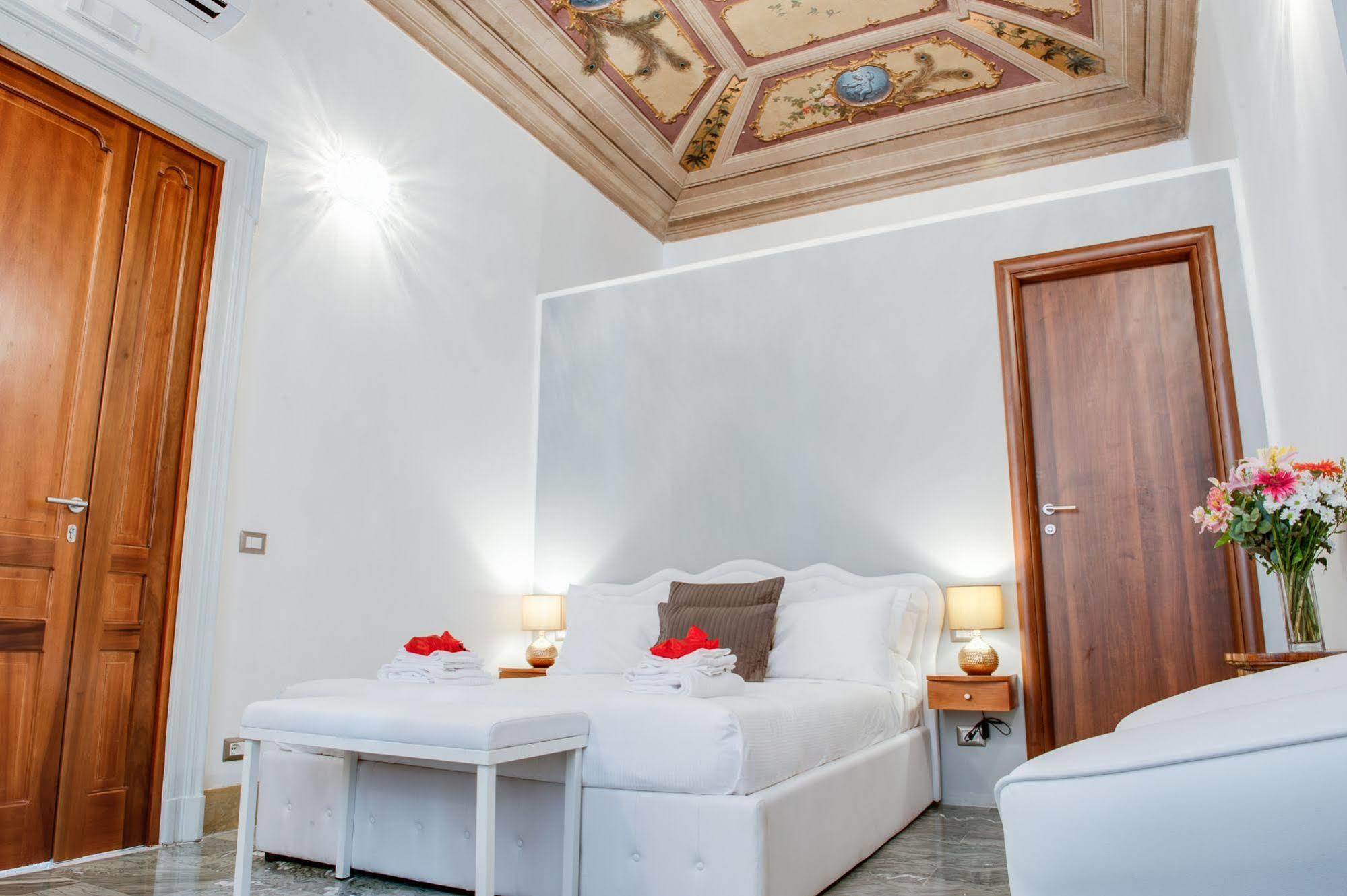 Lh Royal Terrace Guest house