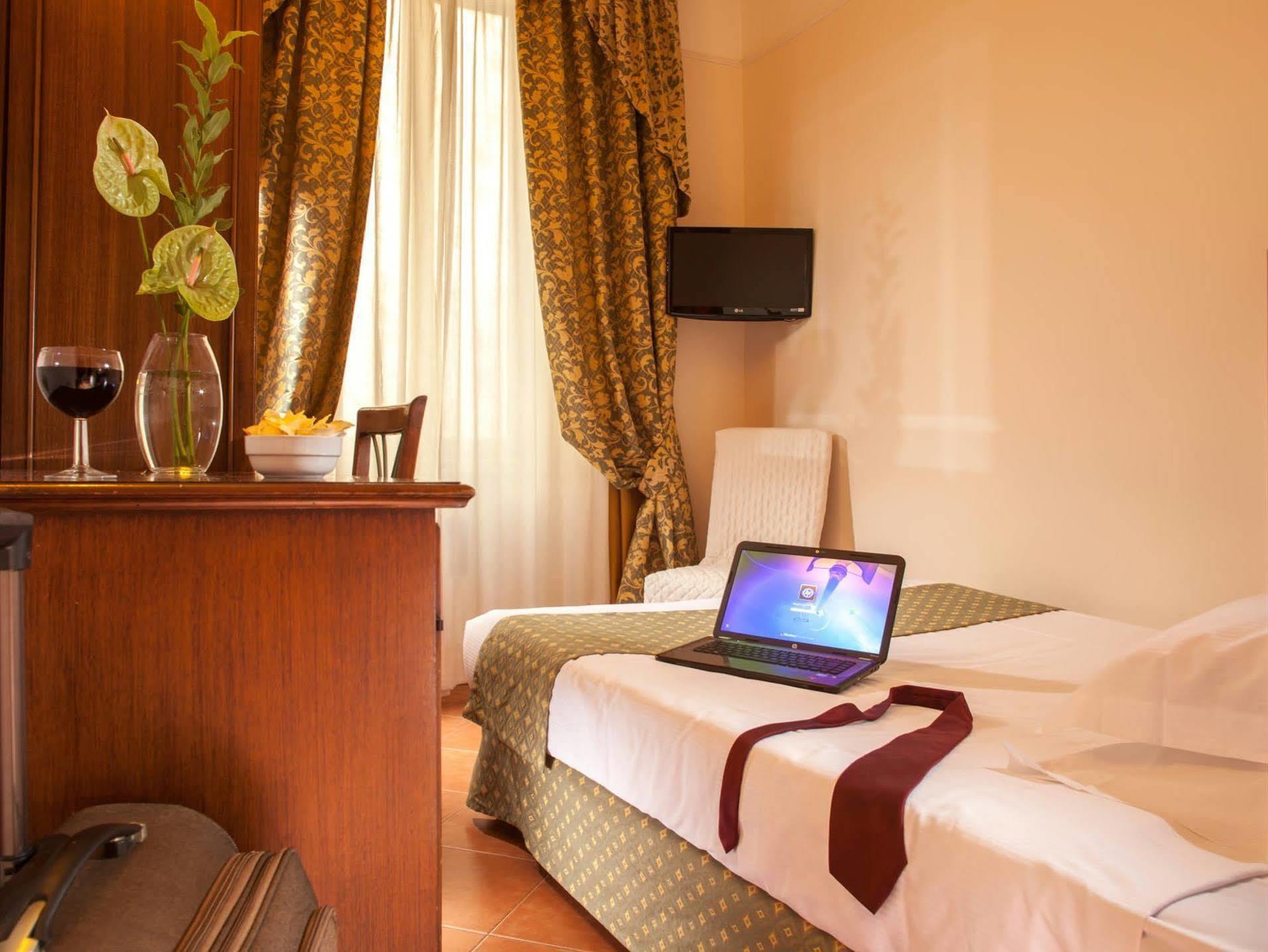 Hotel Varese Rome