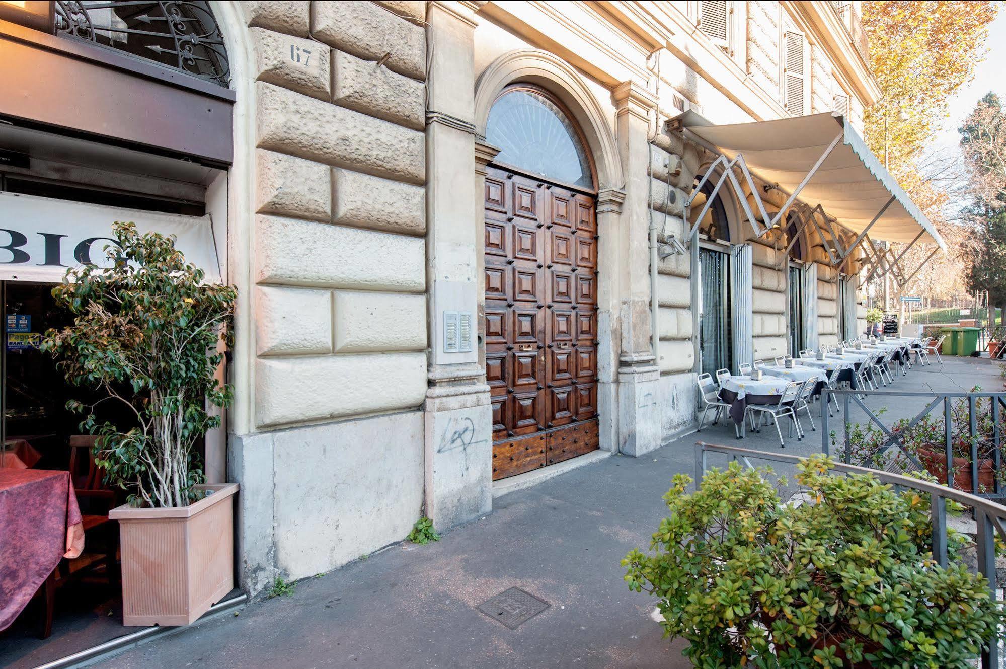 Guest house Colosseo Panoramic 2*