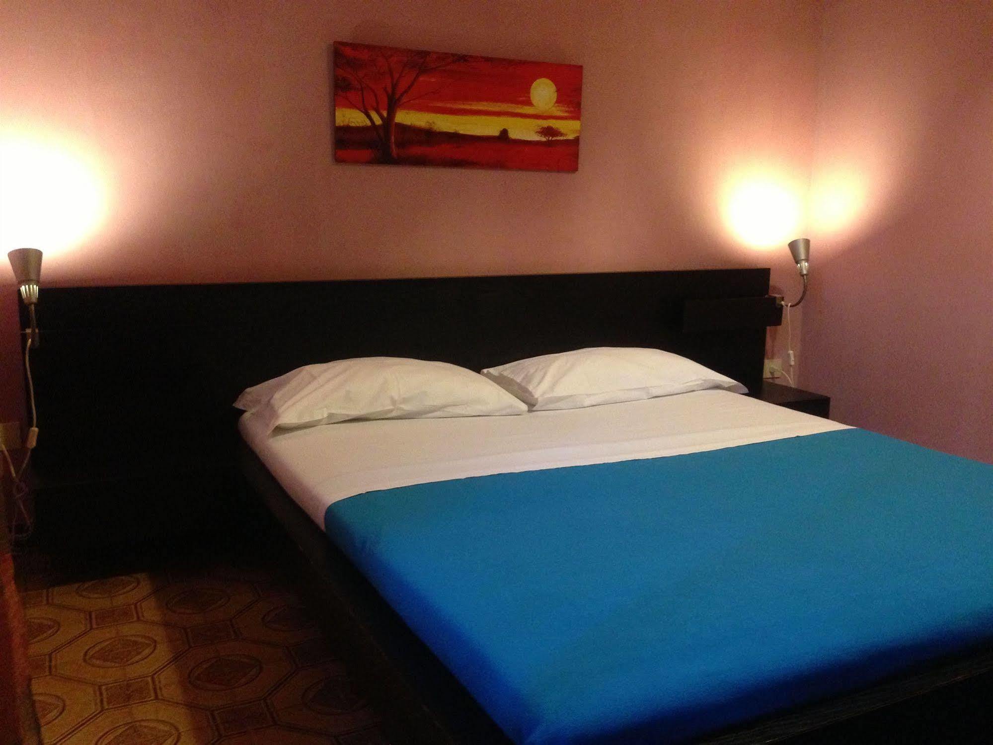 Karolstay 2*
