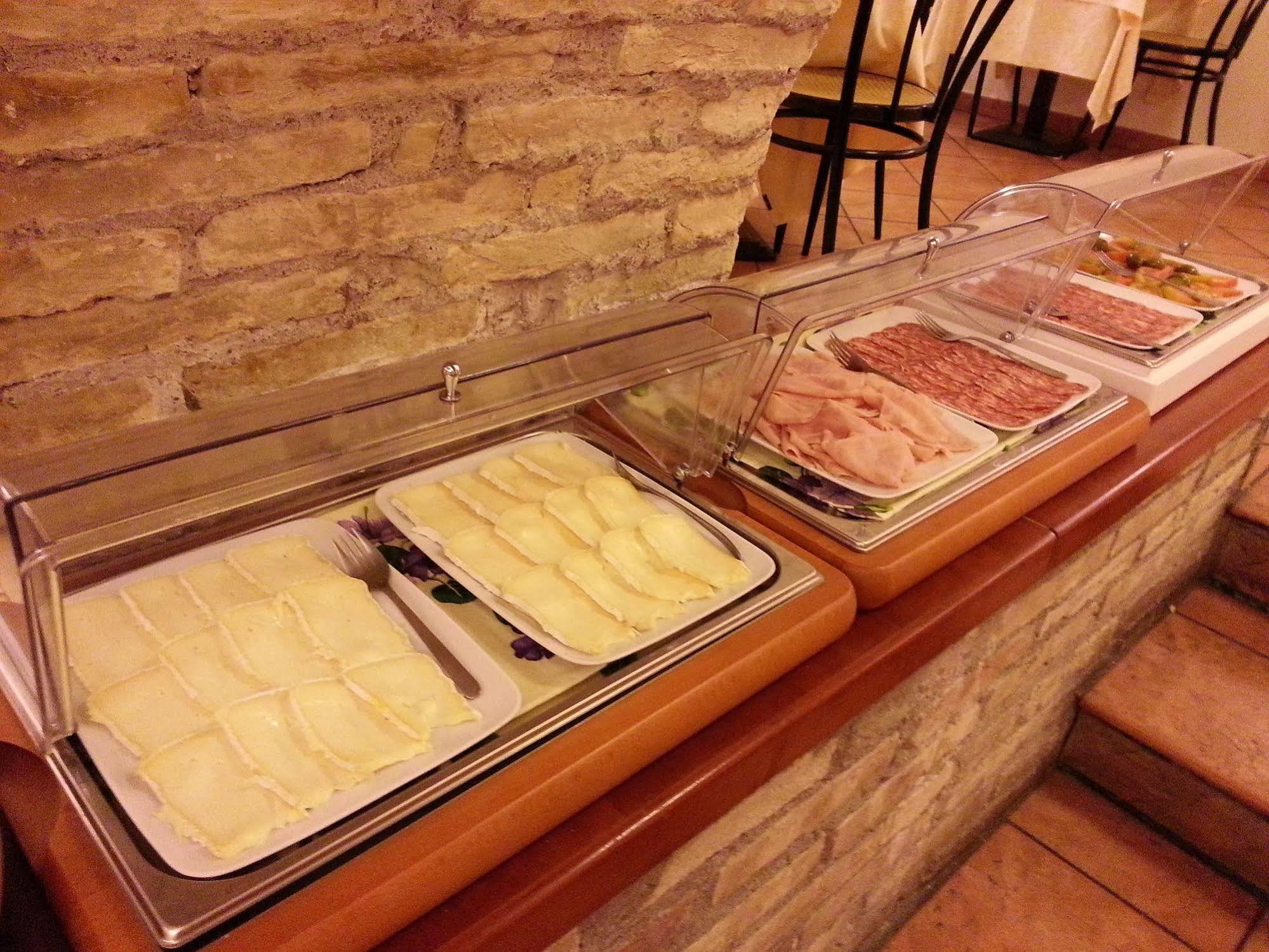 Hotel Corona Rome