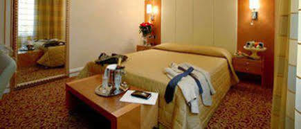 Opera Guest house 3*