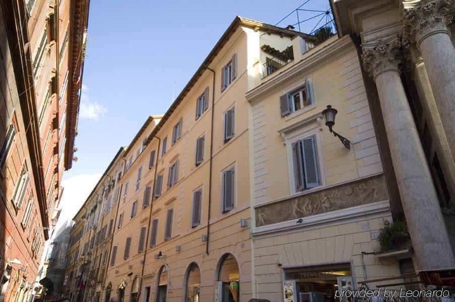 Relais Fontana Di Trevi 3* Rome