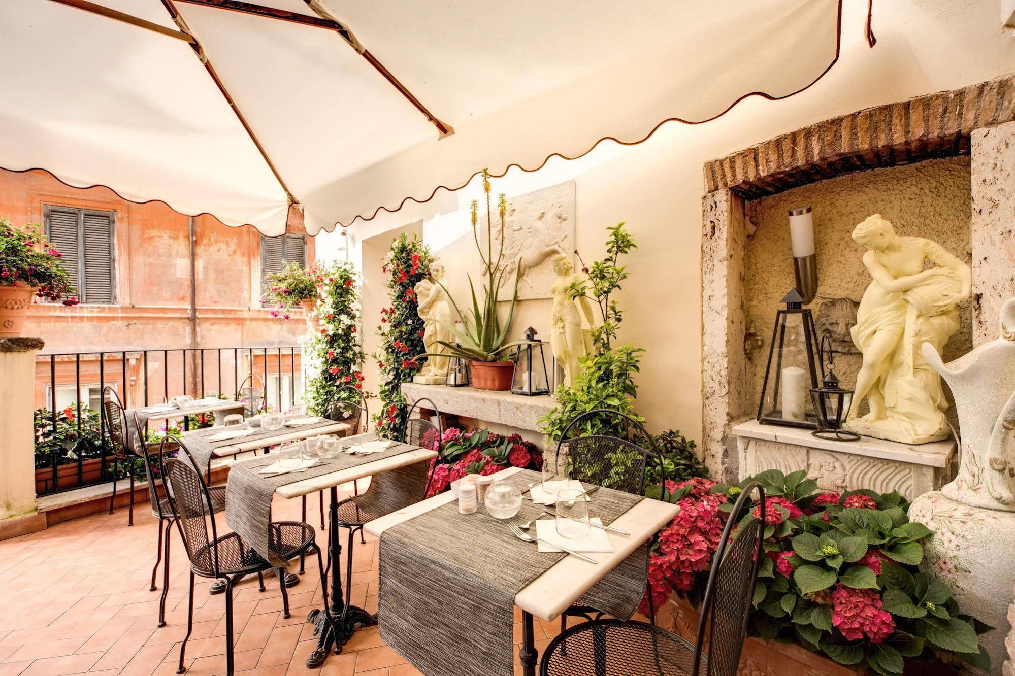 Relais Fontana Di Trevi 3* Rome
