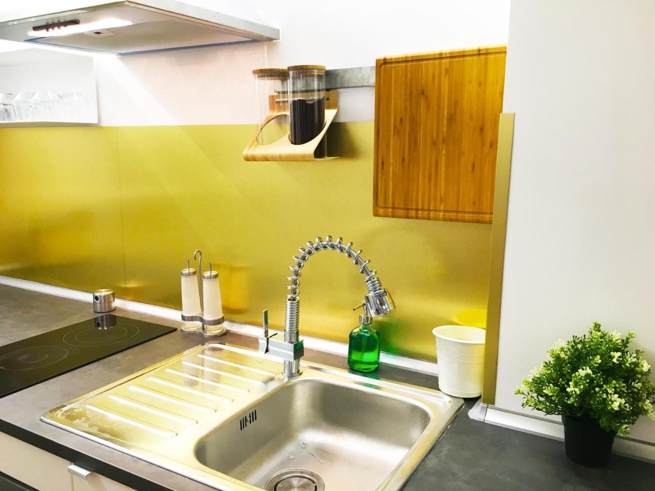 Con Magnifico Terrazzo Vicino A Metropolitana E Vaticano Apartment *