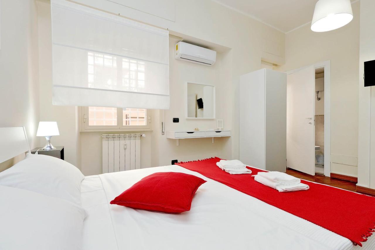 Piazza San Giovanni 3* Rome