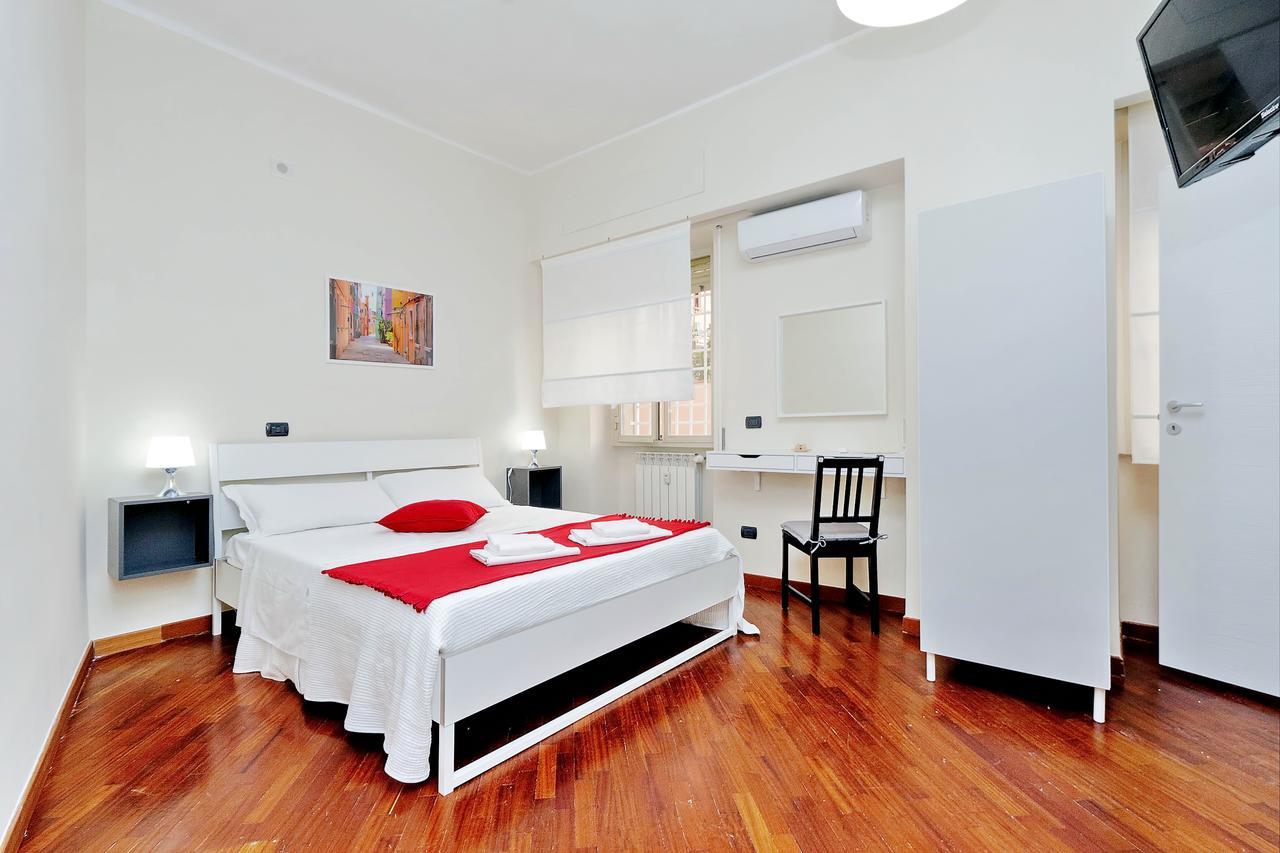 Piazza San Giovanni Bed & Breakfast 3*