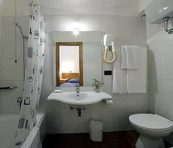 Ascot Hotel Rome