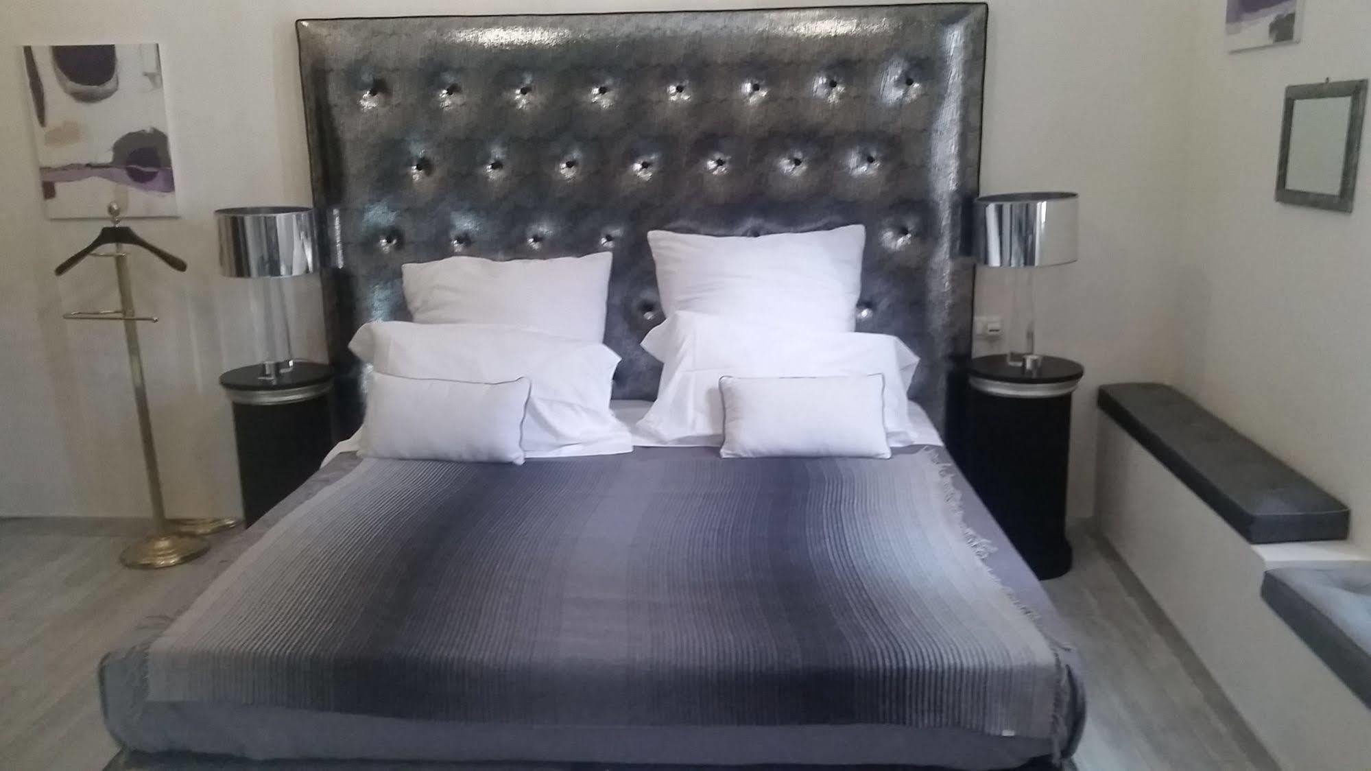 Guest house Esedra Relais 2*