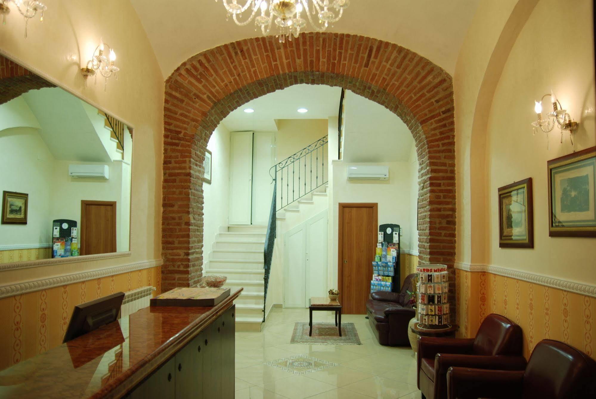 Hotel Hollywood Rome