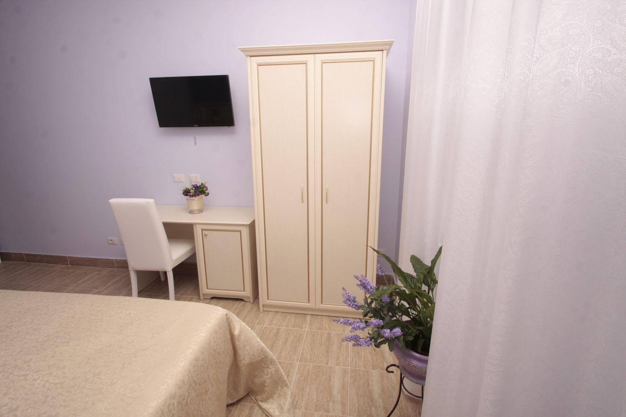 Ondina Hotel 2*
