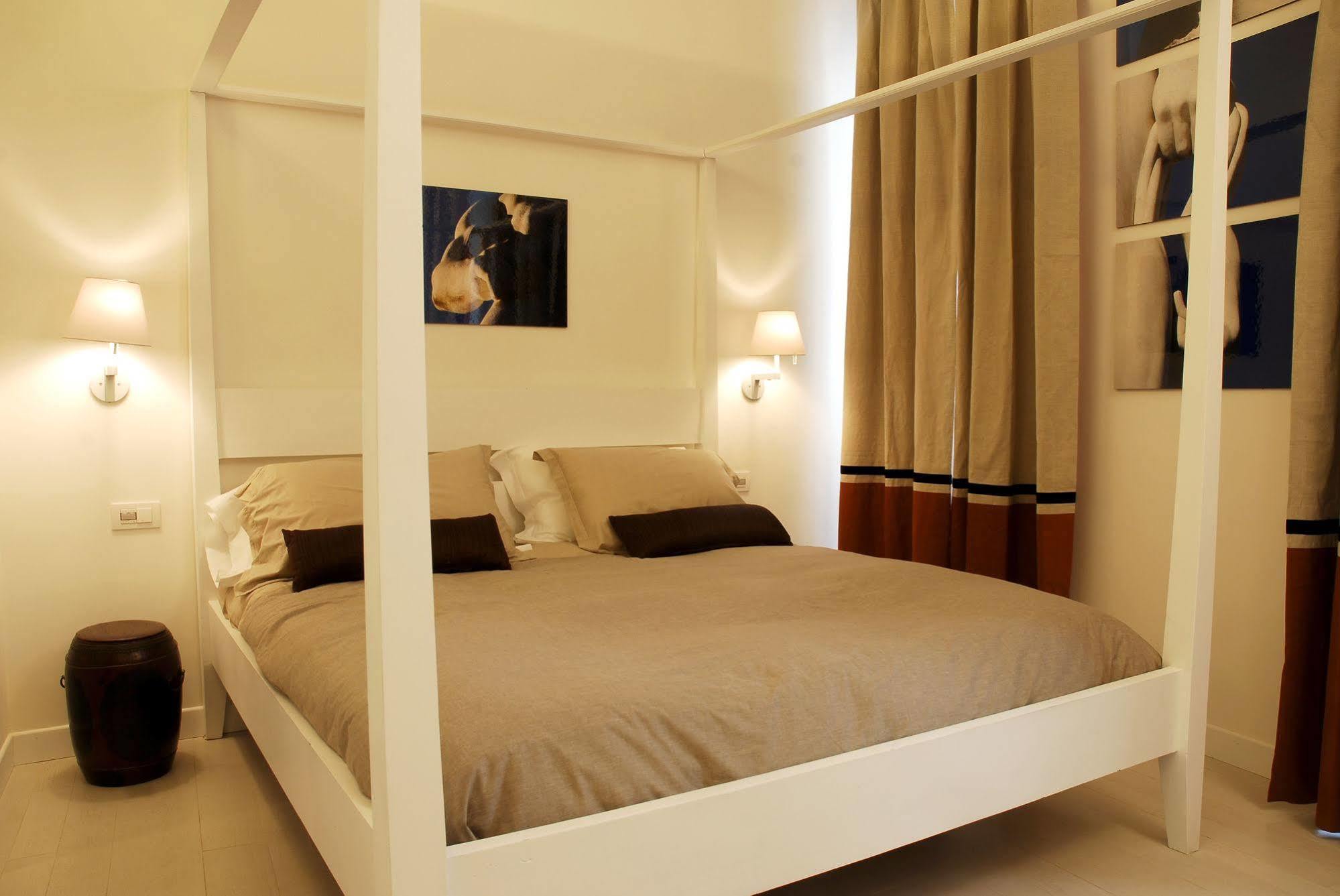 Pantheon 2 Bed & Breakfast 2*