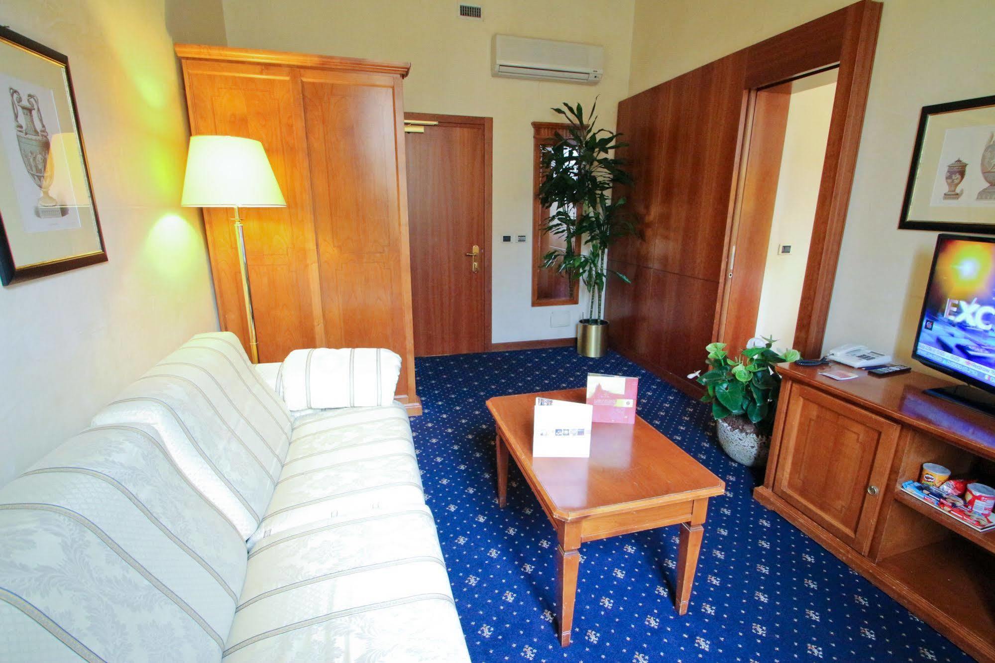Empire Hotel Rome