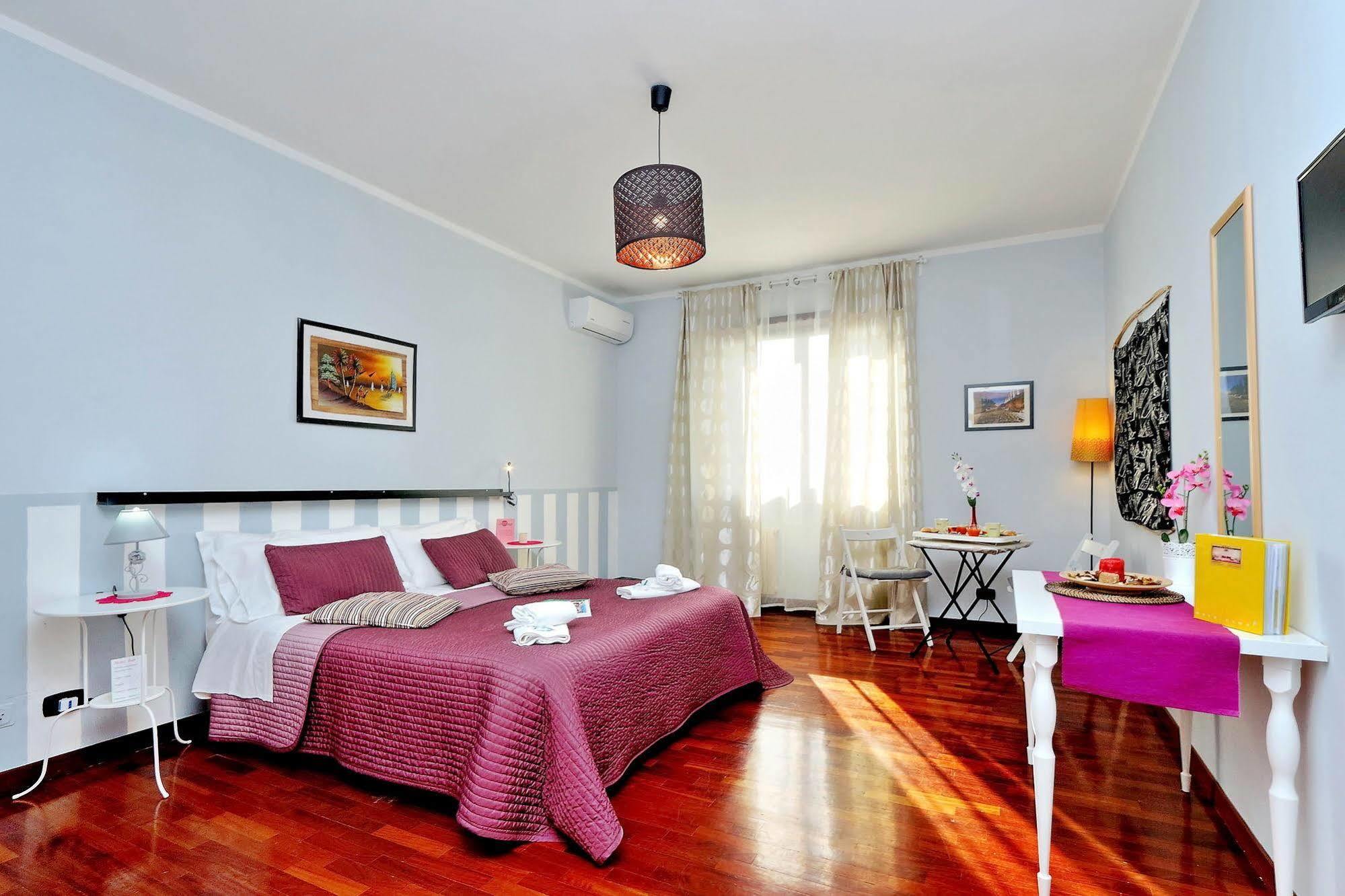 Piazza San Giovanni Bed & Breakfast Rome