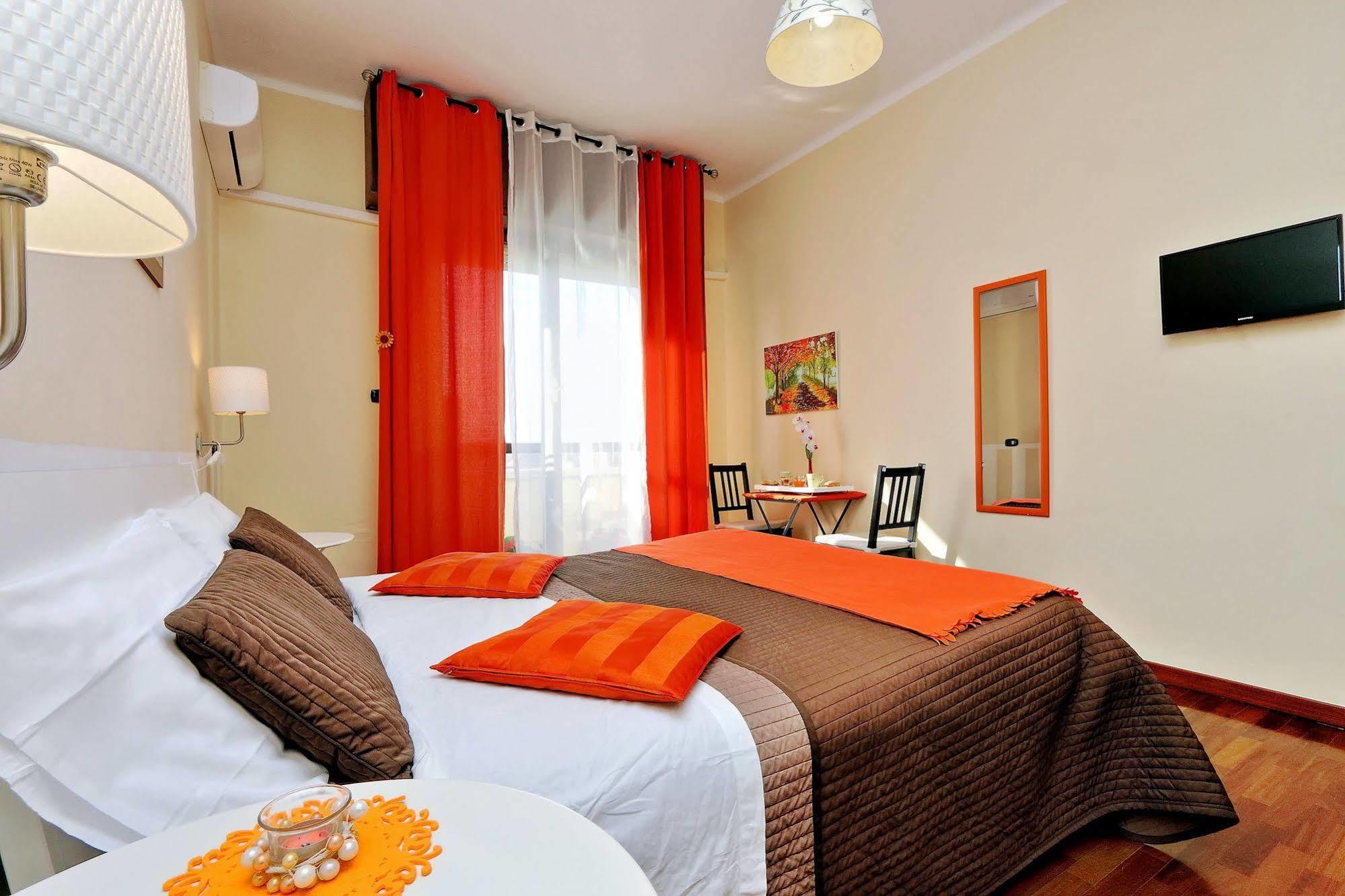 Piazza San Giovanni Bed & Breakfast