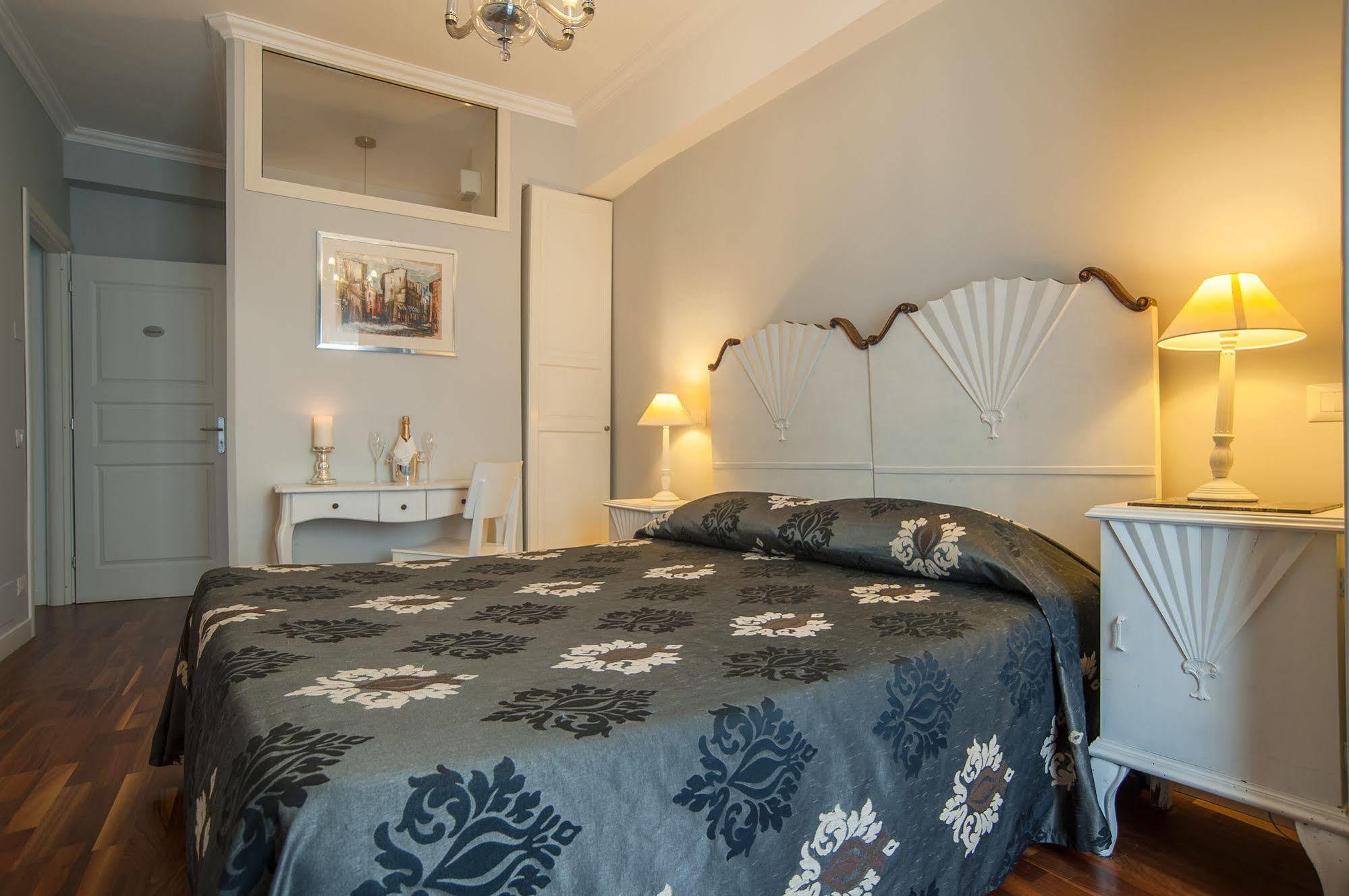 Sotto La Cupola Bed & Breakfast Rome