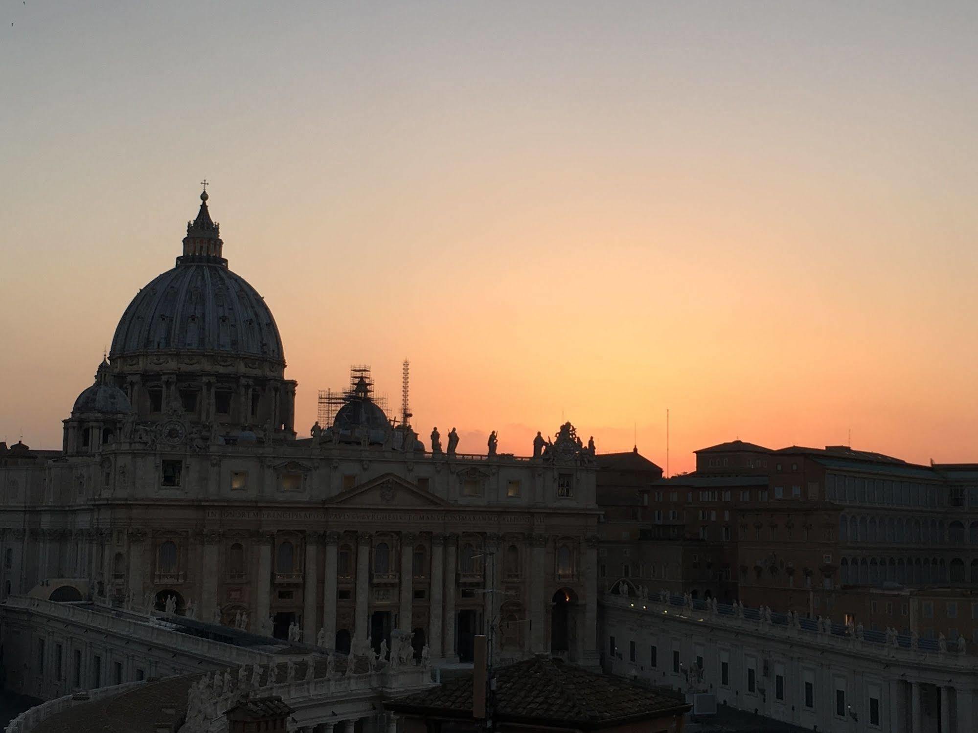 Sotto La Cupola Bed & Breakfast Rome