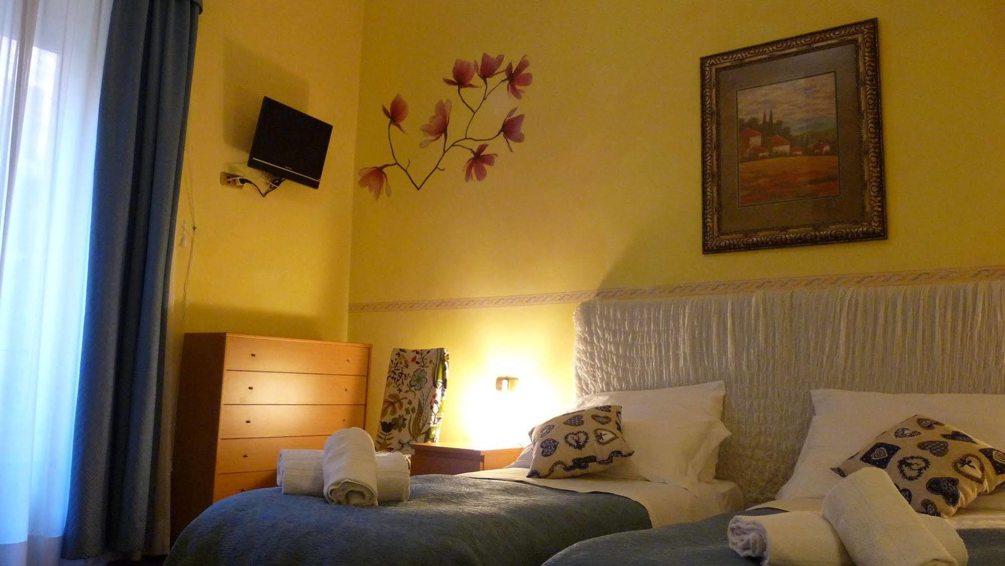 Guest house Daplace - Arena House 2*