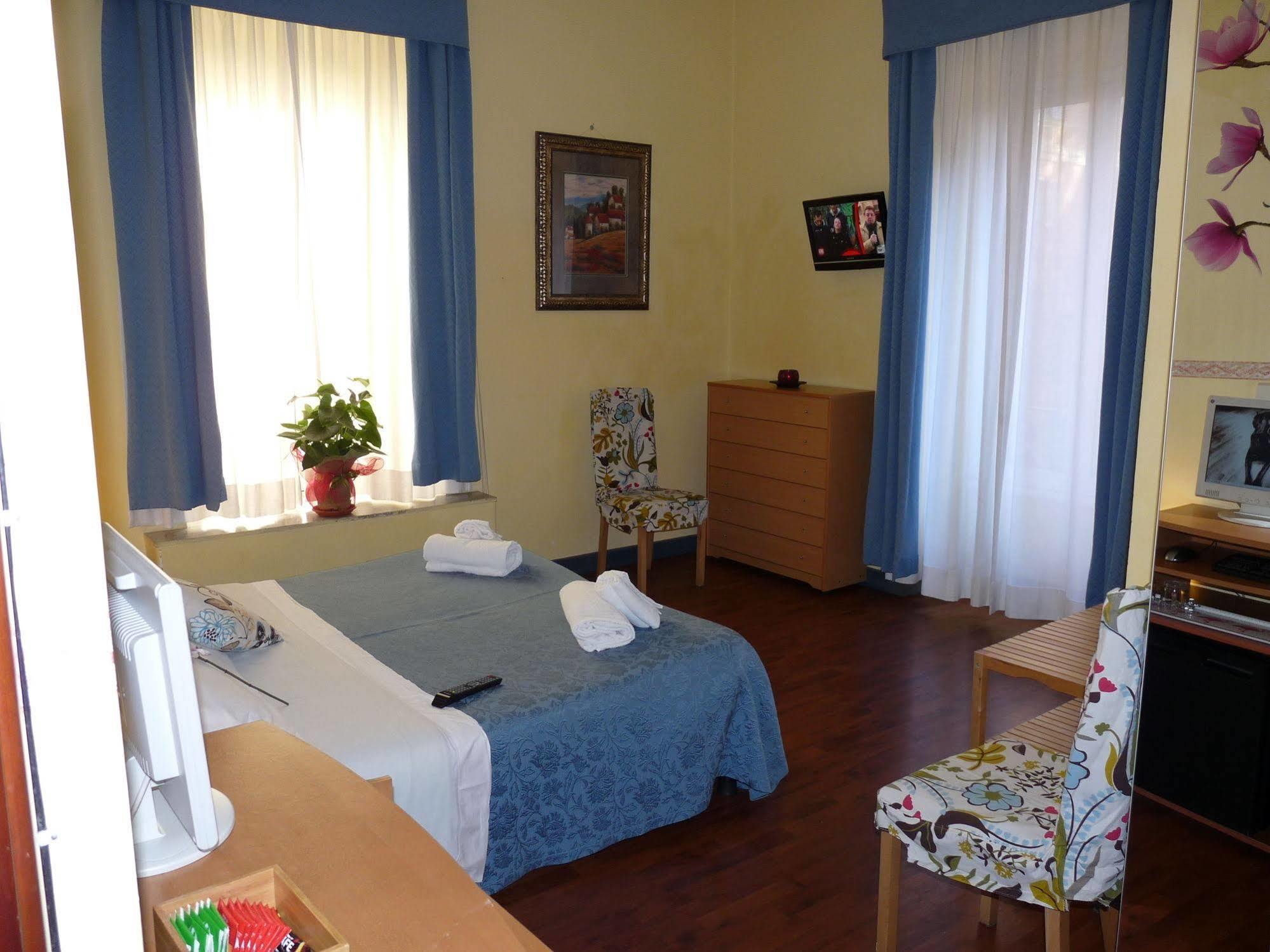 Guest house Daplace - Arena House 2*
