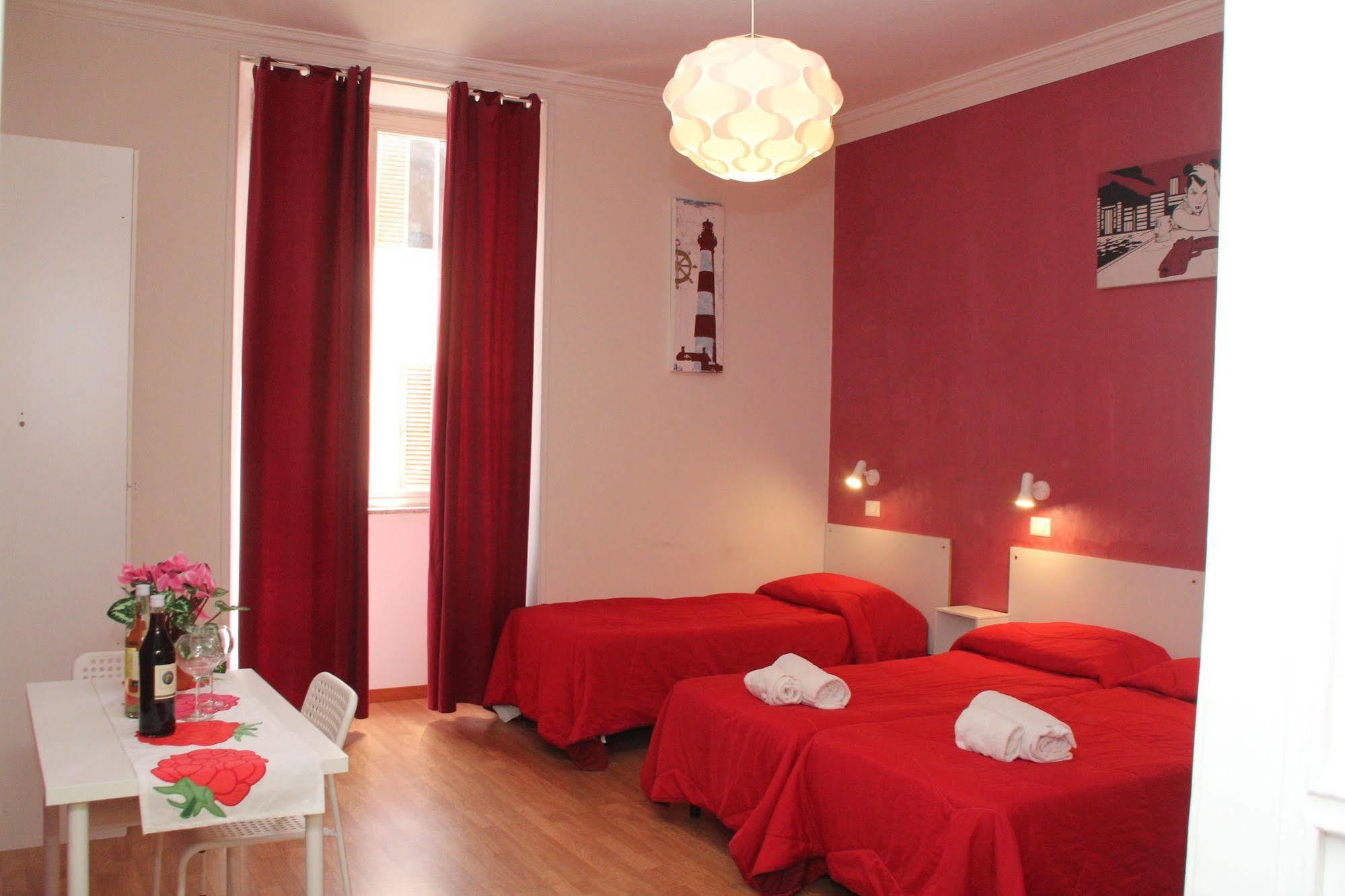 Hostel Freedom Traveller Rome