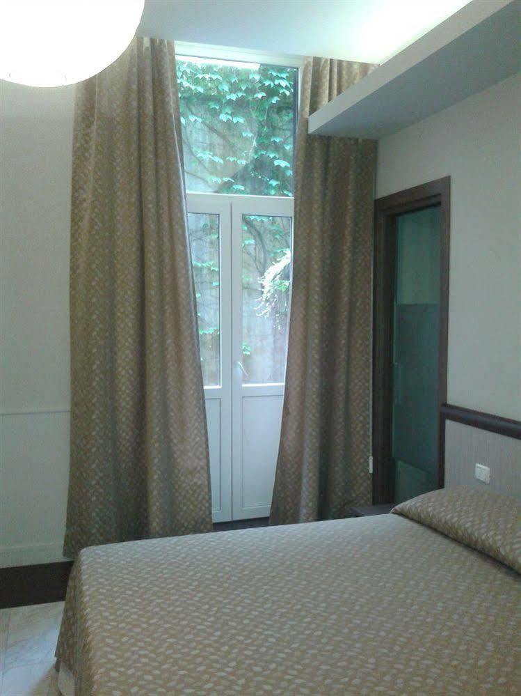 Corso Grand Bed & Breakfast Rome