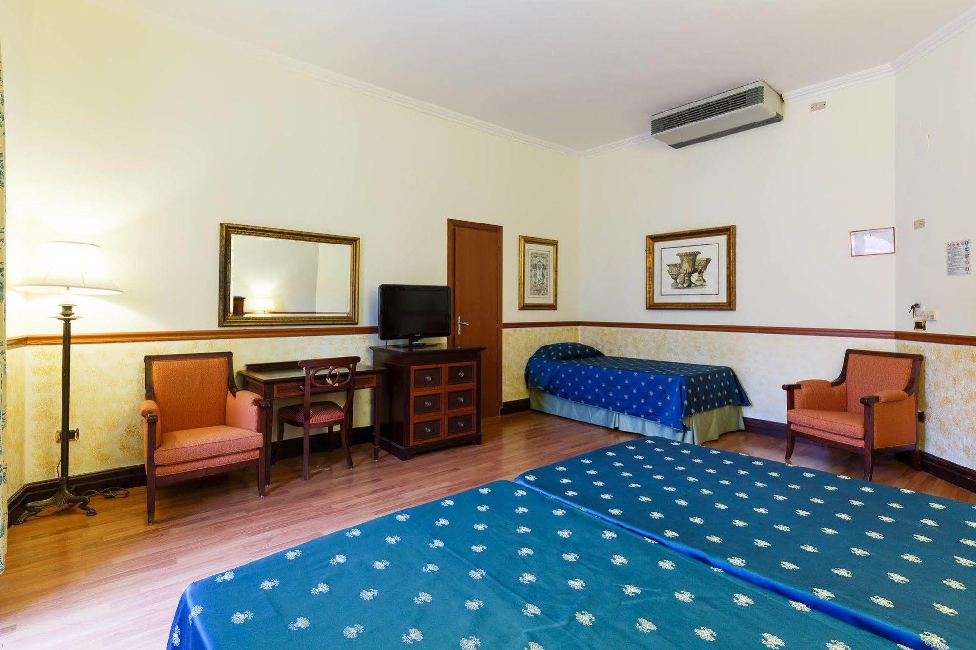 Repubblica 3* Rome