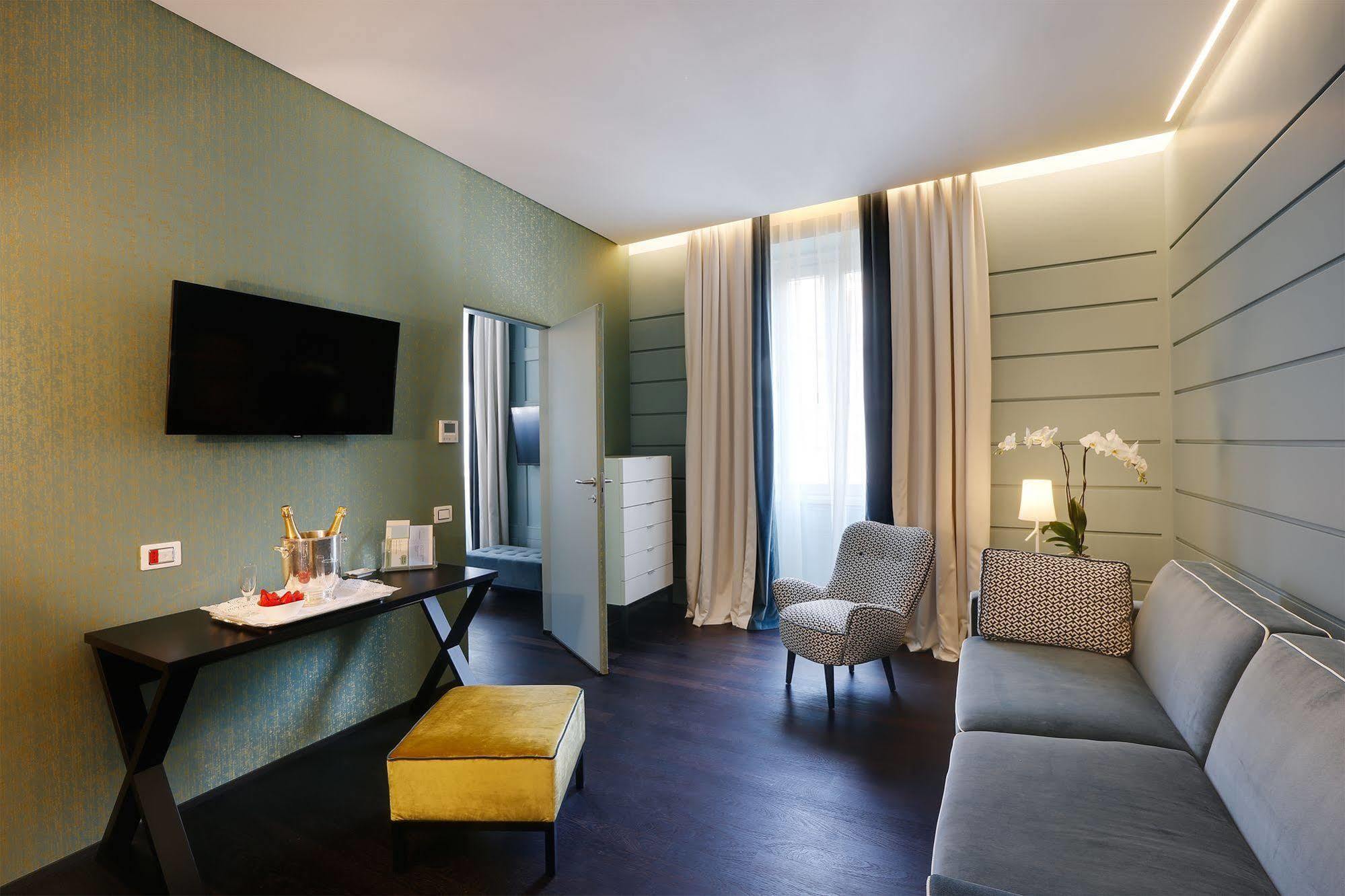 Stendhal Luxury Suites 4* Rome